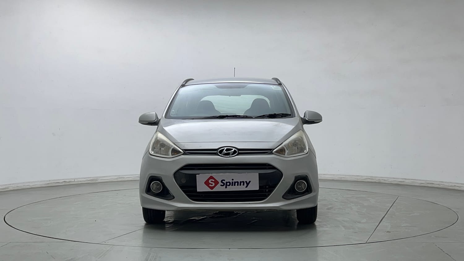 Used 2015 Hyundai Grand i10 Asta AT 1.2 Kappa VTVT Petrol Automatic exterior FRONT VIEW