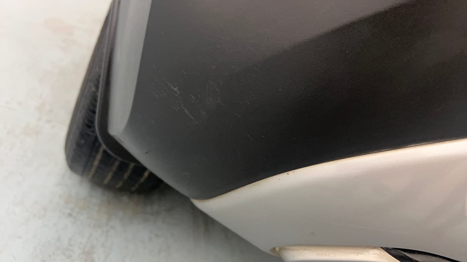 Used 2022 Kia Sonet HTX 1.5 Diesel Manual dents MINOR SCRATCH
