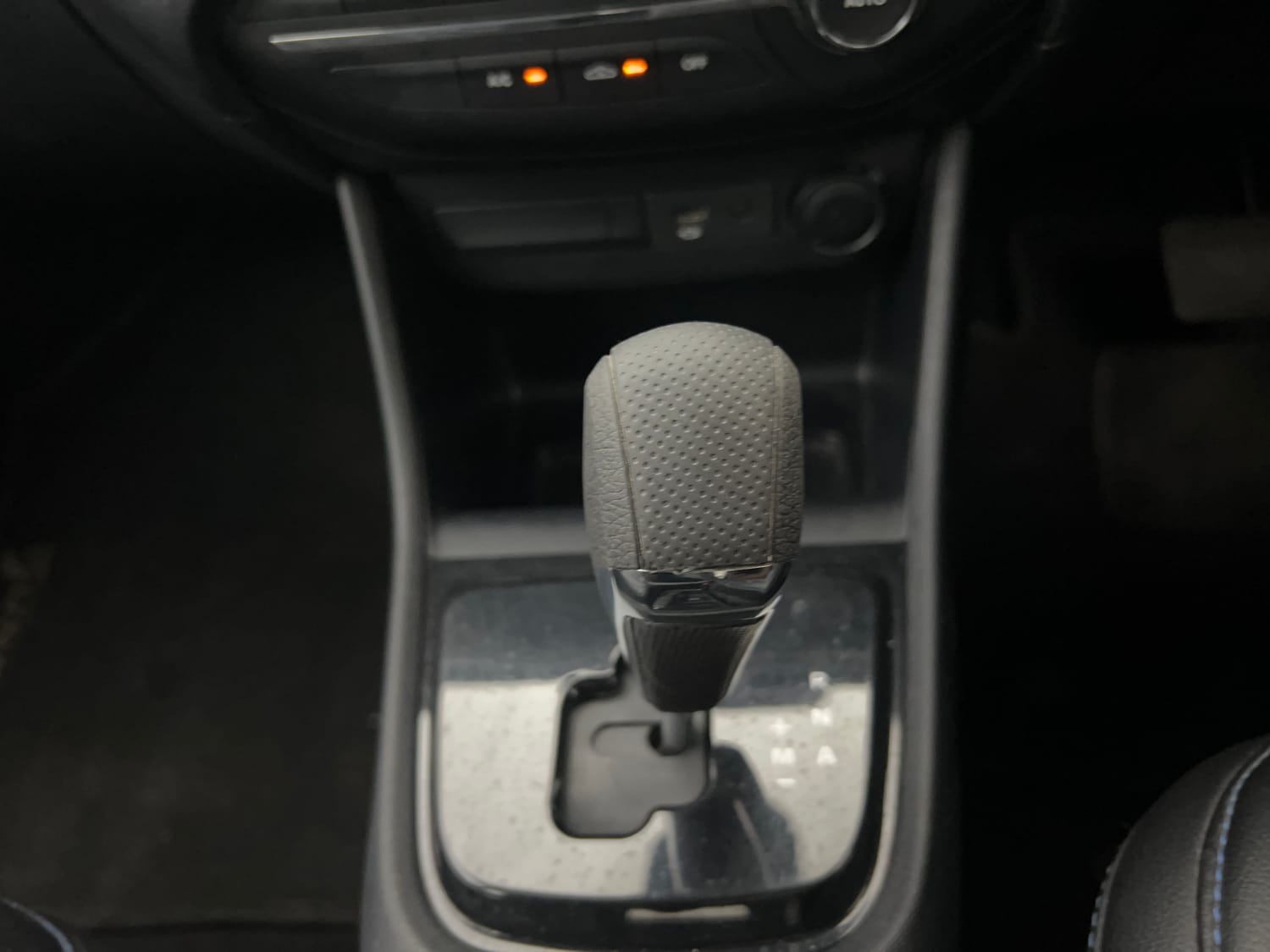 Used 2023 Tata Punch Creative AMT Petrol Automatic interior GEAR  KNOB VIEW
