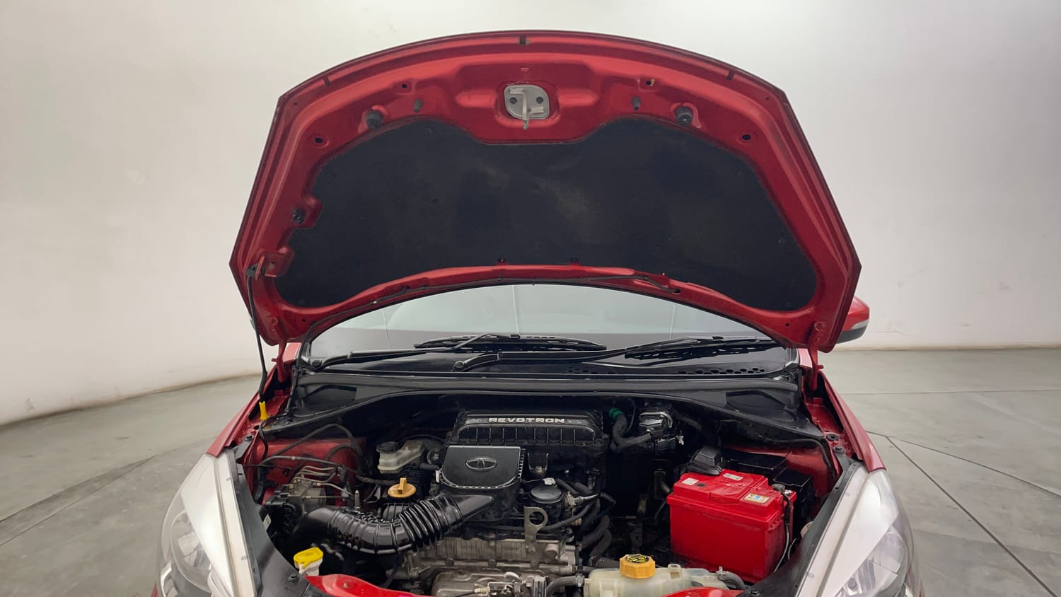 Used 2017 Tata Tiago Revotron XZ Petrol Manual engine ENGINE & BONNET OPEN FRONT VIEW