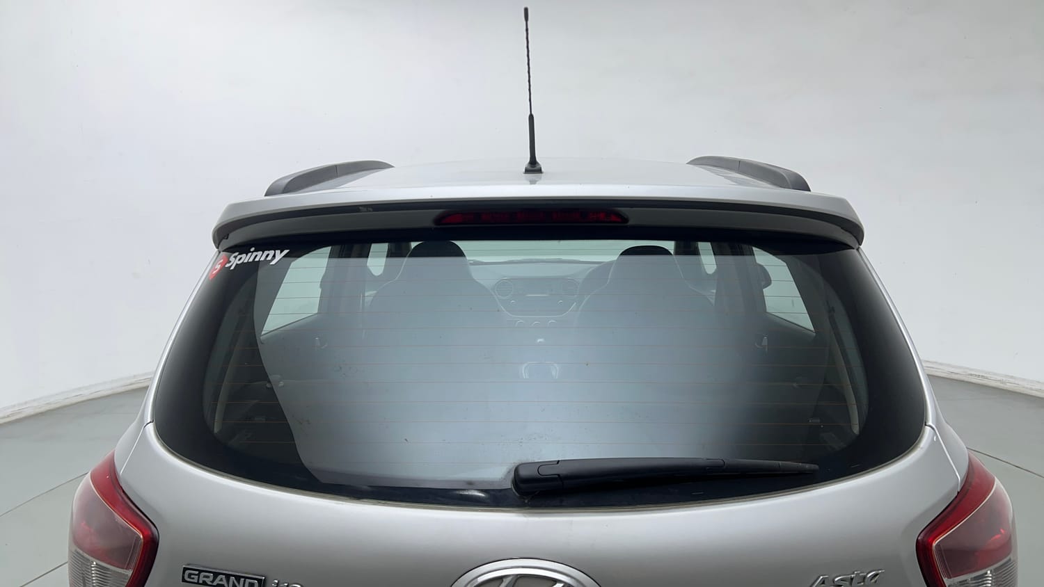 Used 2015 Hyundai Grand i10 Asta AT 1.2 Kappa VTVT Petrol Automatic exterior BACK WINDSHIELD VIEW