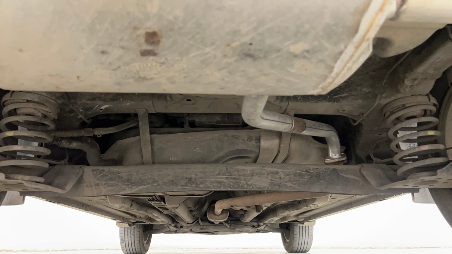 Used 2016 Hyundai Creta 1.6 SX Plus Petrol Petrol Manual extra REAR UNDERBODY VIEW (TAKEN FROM REAR)