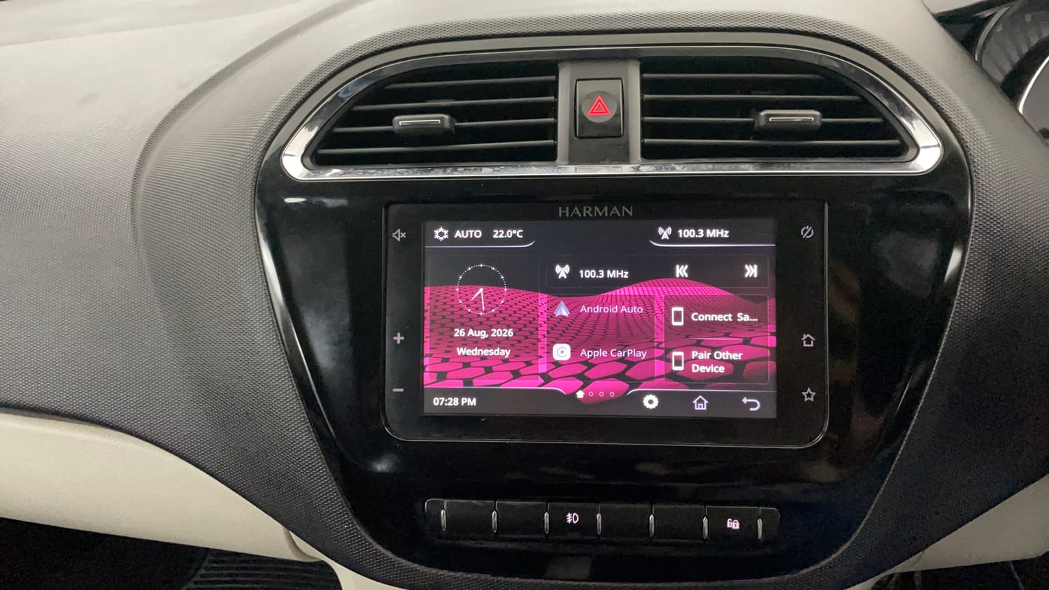 Used 2022 null Petrol Automatic top_features Integrated (in-dash) music system