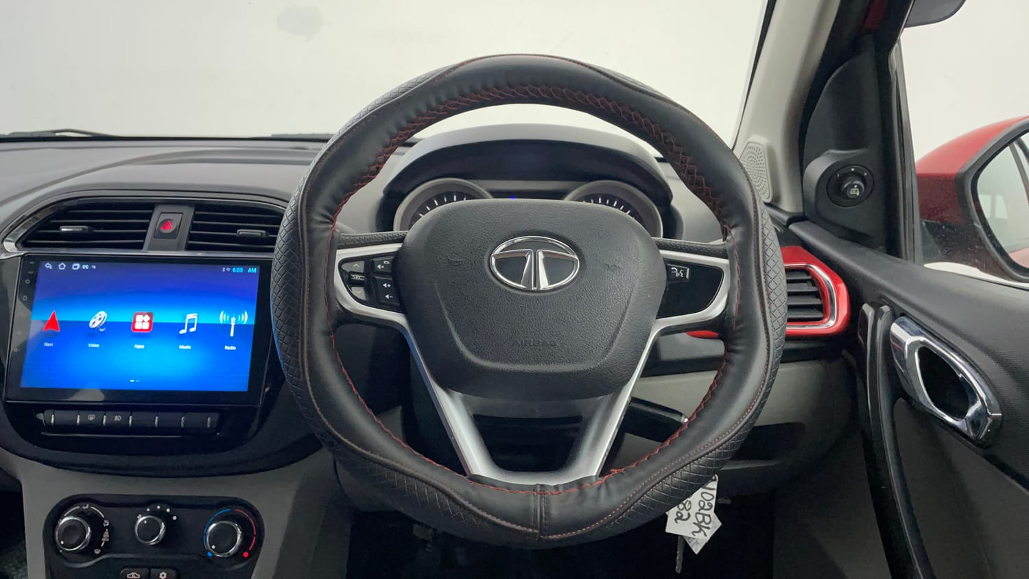 Used 2017 Tata Tiago Revotron XZA Petrol Automatic interior STEERING VIEW