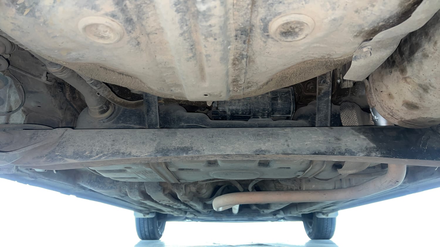 Used 2018 Hyundai Elite i20 Sportz 1.2 Petrol Manual extra REAR UNDERBODY VIEW (TAKEN FROM REAR)