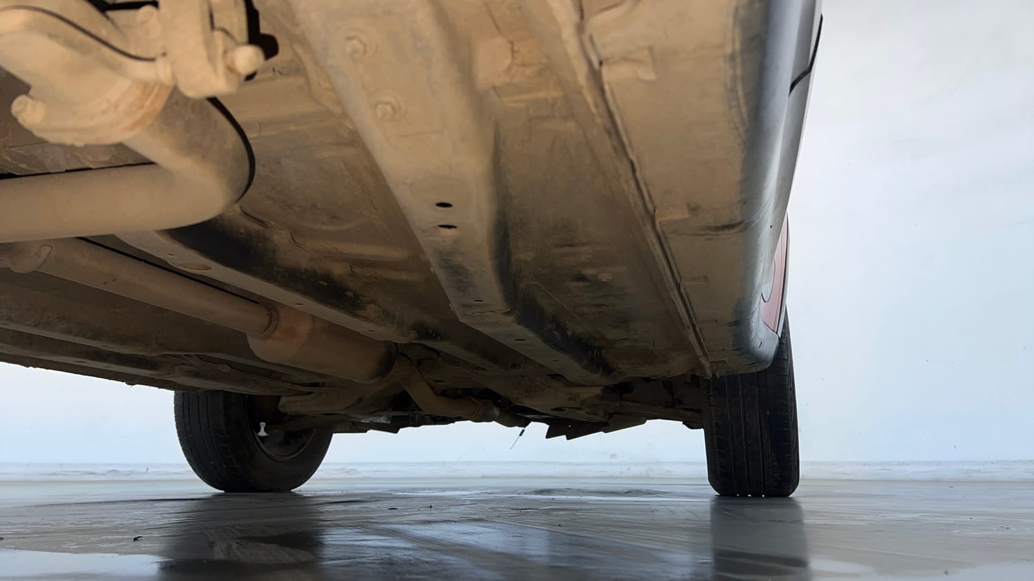 Used 2021 Tata Nexon XZ Plus (S) Petrol Manual extra REAR RIGHT UNDERBODY VIEW