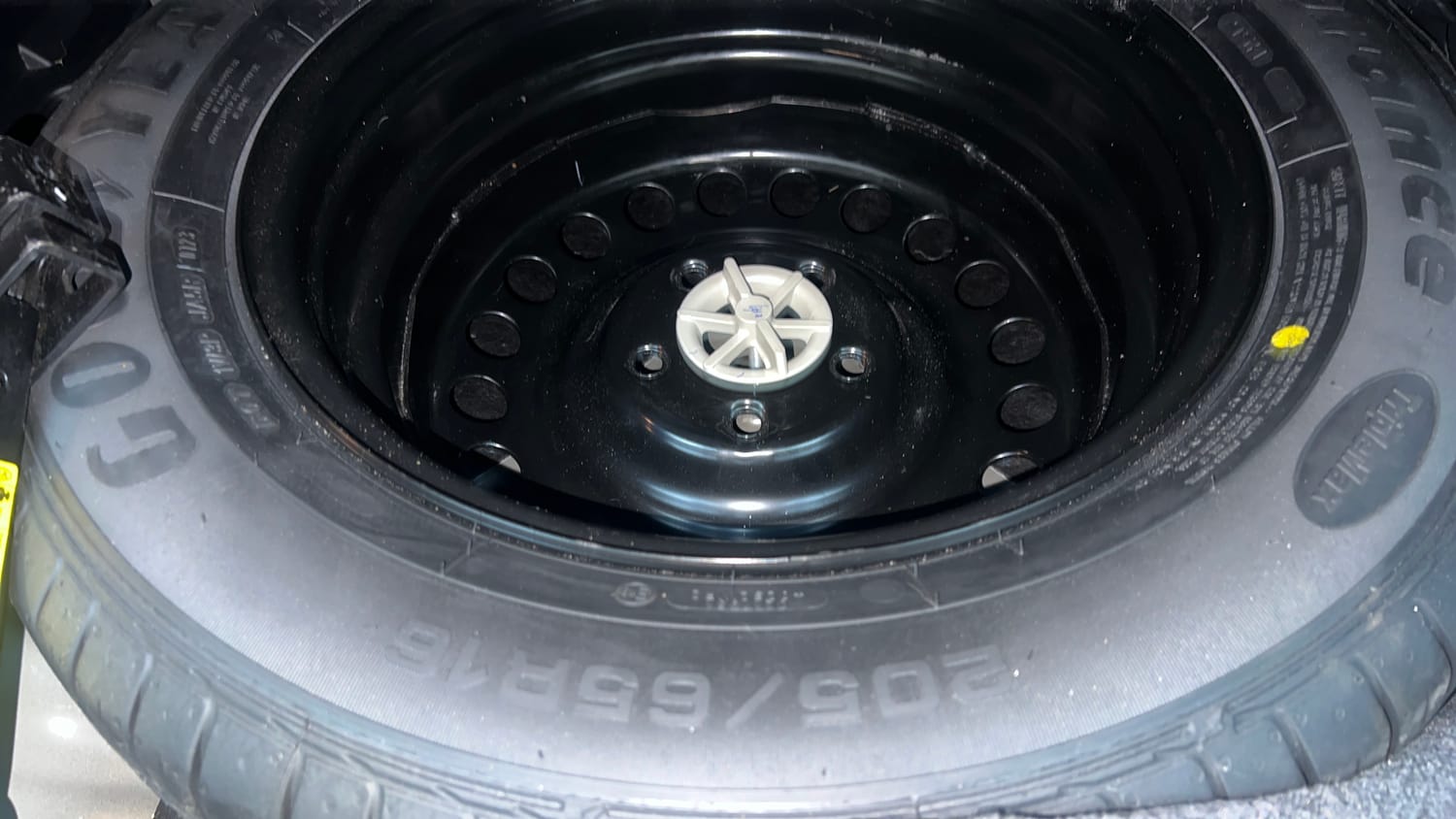 Used 2023 Kia Seltos GTX Plus 1.4 Petrol Manual tyres SPARE TYRE VIEW
