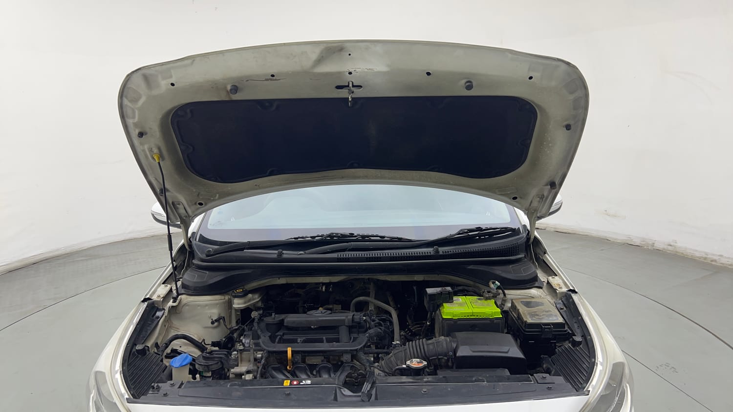 Used 2019 Hyundai Verna EX 1.4 VTVT Petrol Manual engine ENGINE & BONNET OPEN FRONT VIEW
