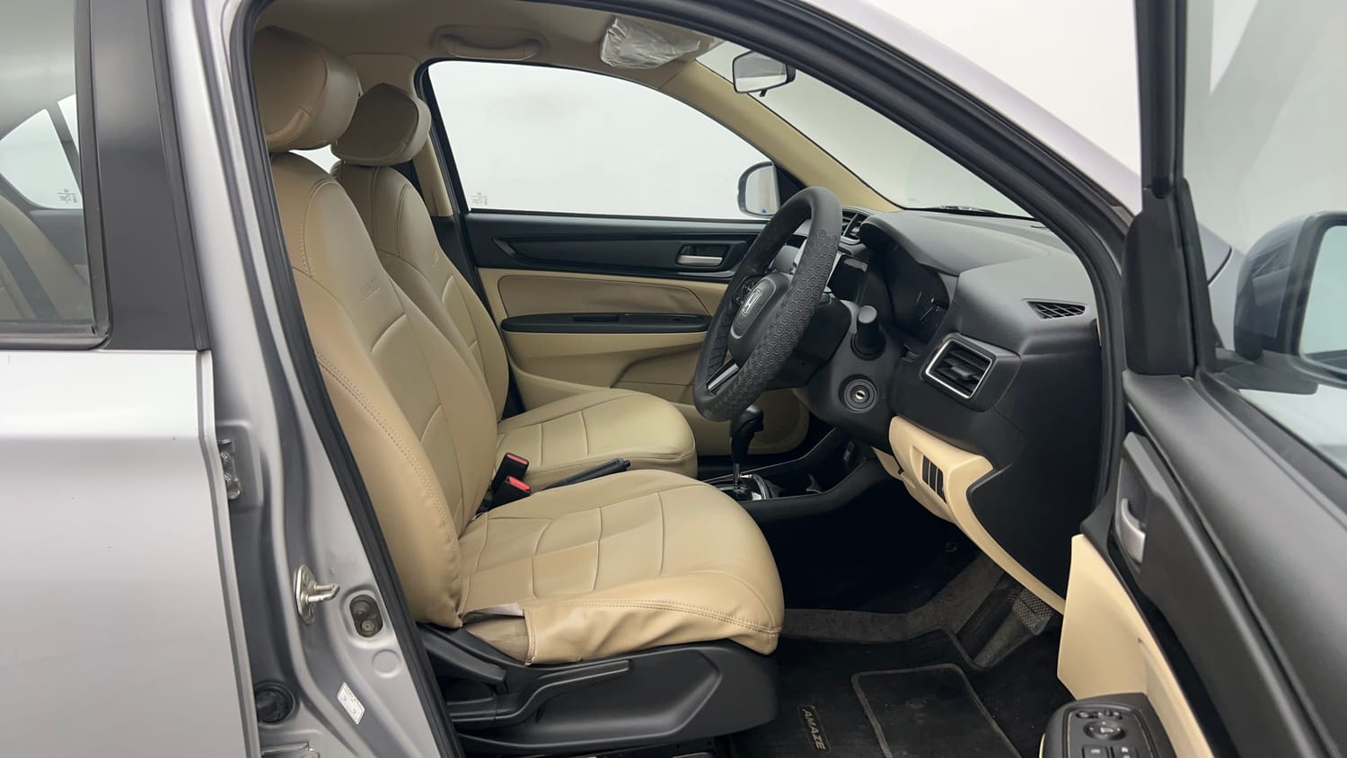 Used 2019 Honda Amaze 1.2 S CVT Petrol Petrol Automatic interior RIGHT SIDE FRONT DOOR CABIN VIEW