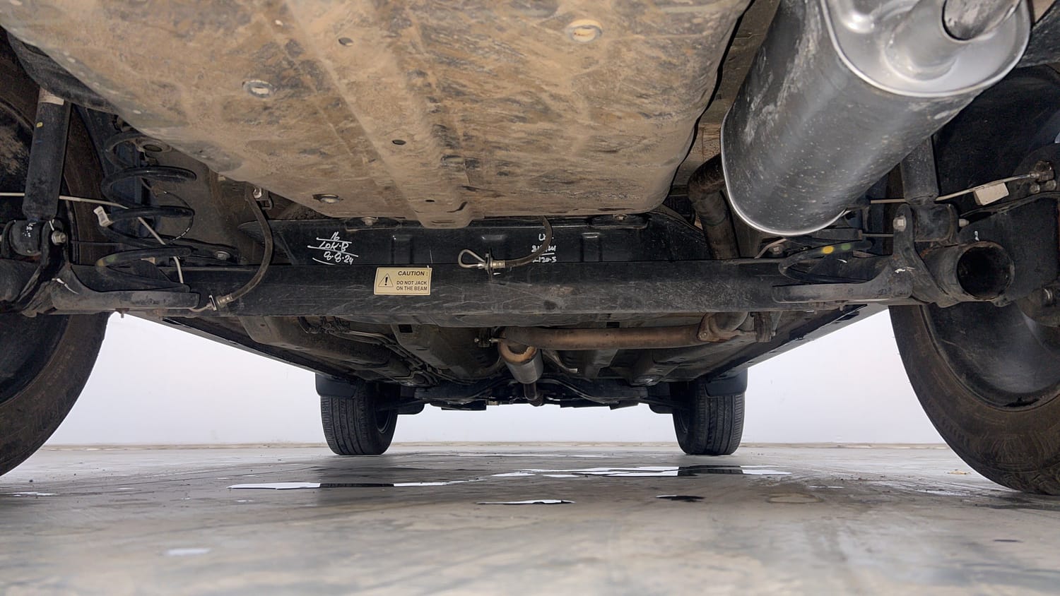 Used 2024 Tata Nexon Creative Plus 1.2 Petrol 6MT Dark Edition Petrol Manual extra REAR UNDERBODY VIEW (TAKEN FROM REAR)