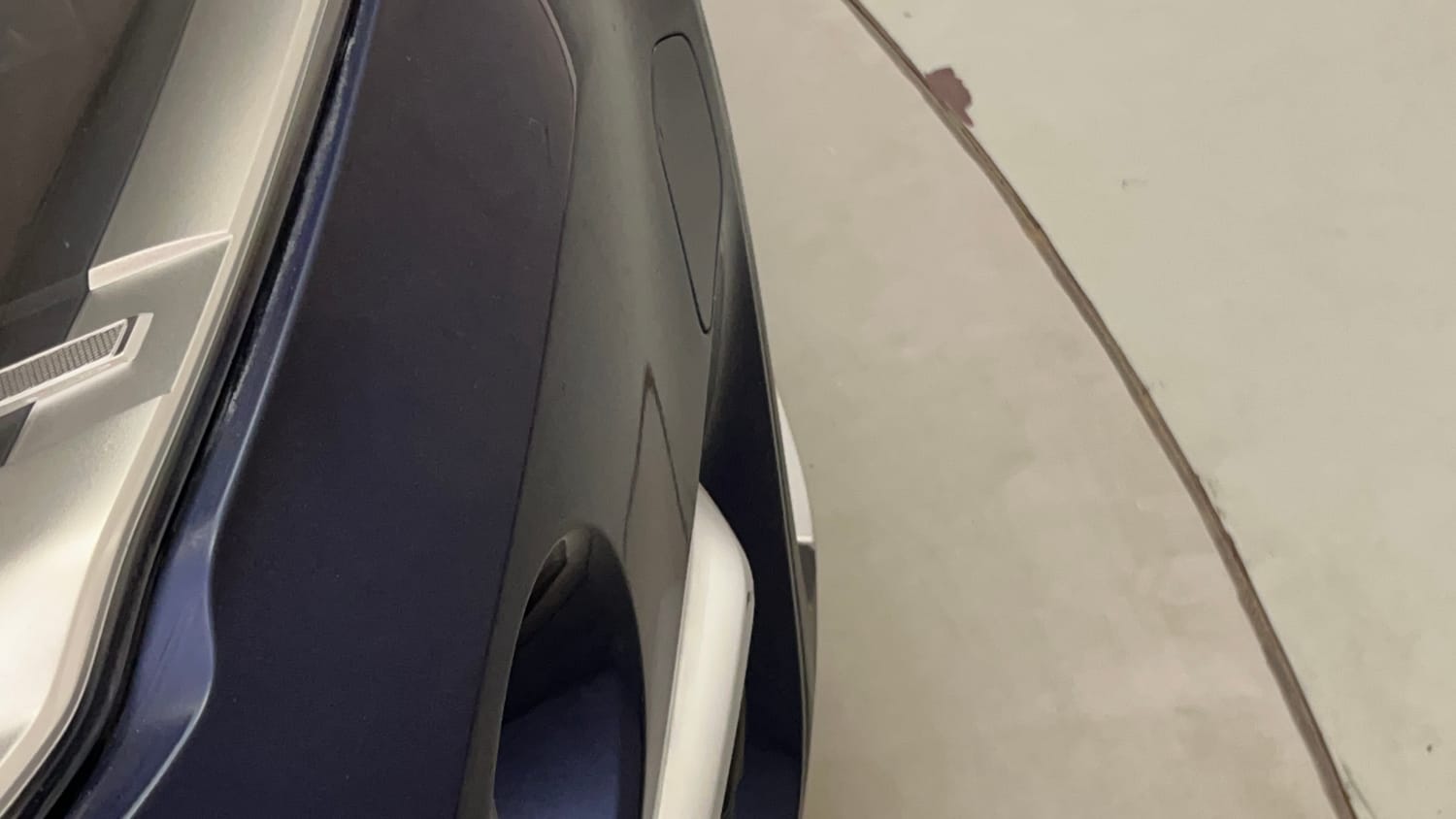 Used 2018 BMW X1 sDrive20d xLine Diesel Automatic dents MINOR SCRATCH