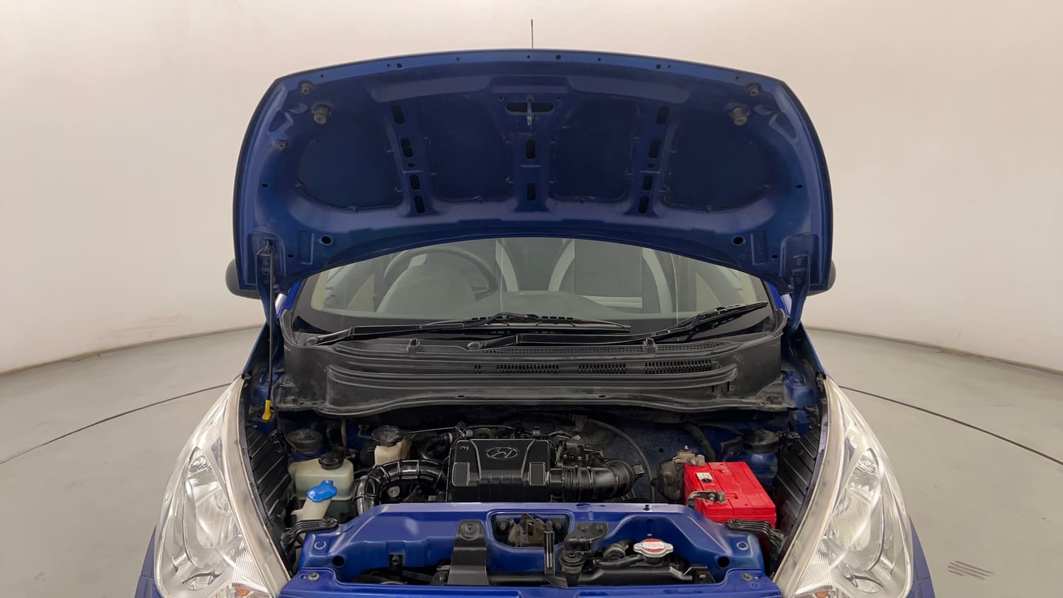 Used 2016 Hyundai Eon Magna Petrol Manual engine ENGINE & BONNET OPEN FRONT VIEW