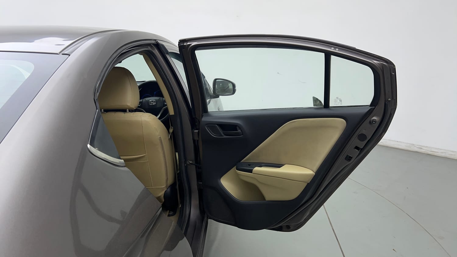 Used 2015 Honda City SV Petrol Manual interior RIGHT REAR DOOR OPEN VIEW