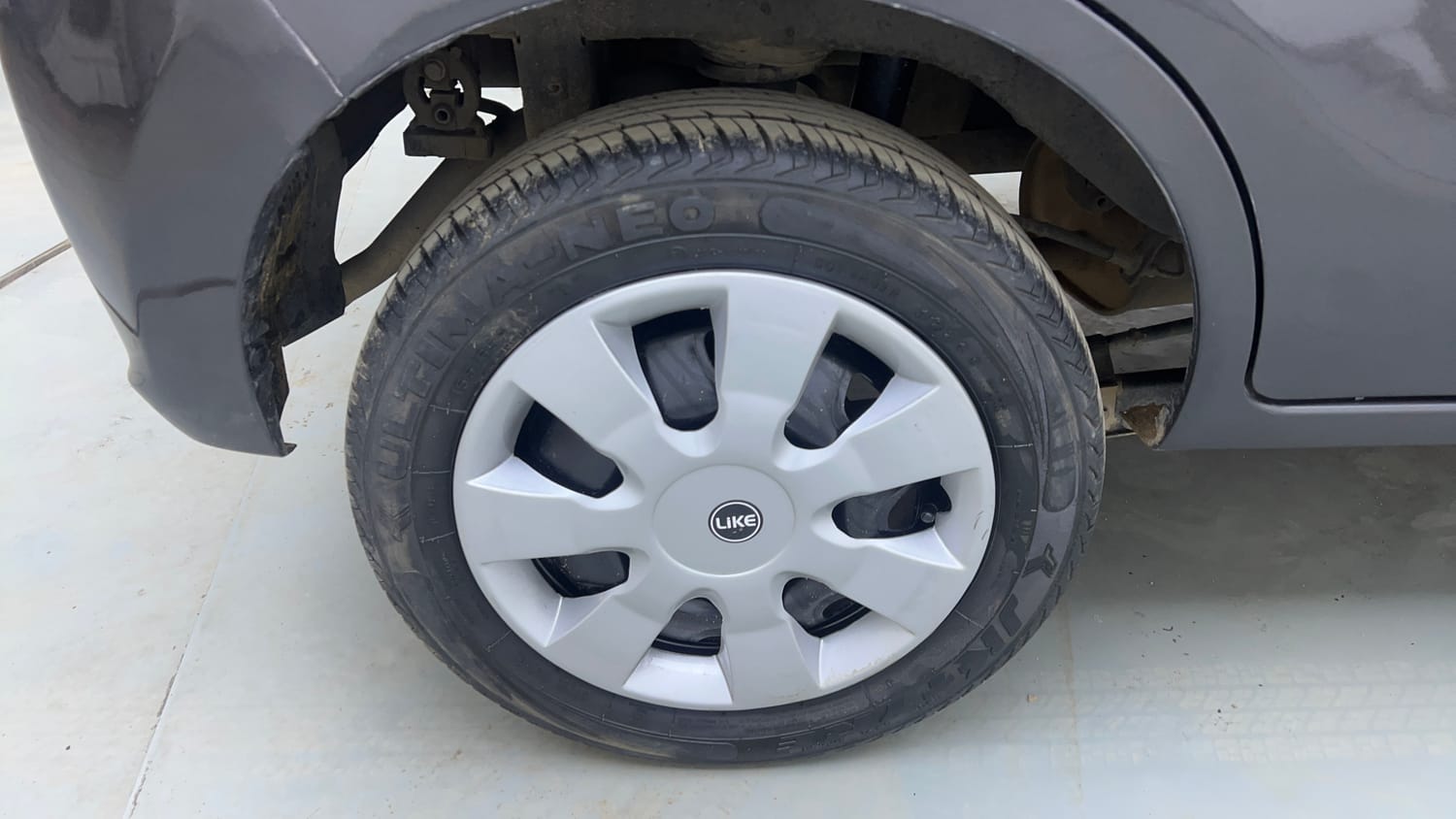Used 2015 Maruti Suzuki Alto K10 VXi Petrol Manual tyres RIGHT REAR TYRE RIM VIEW