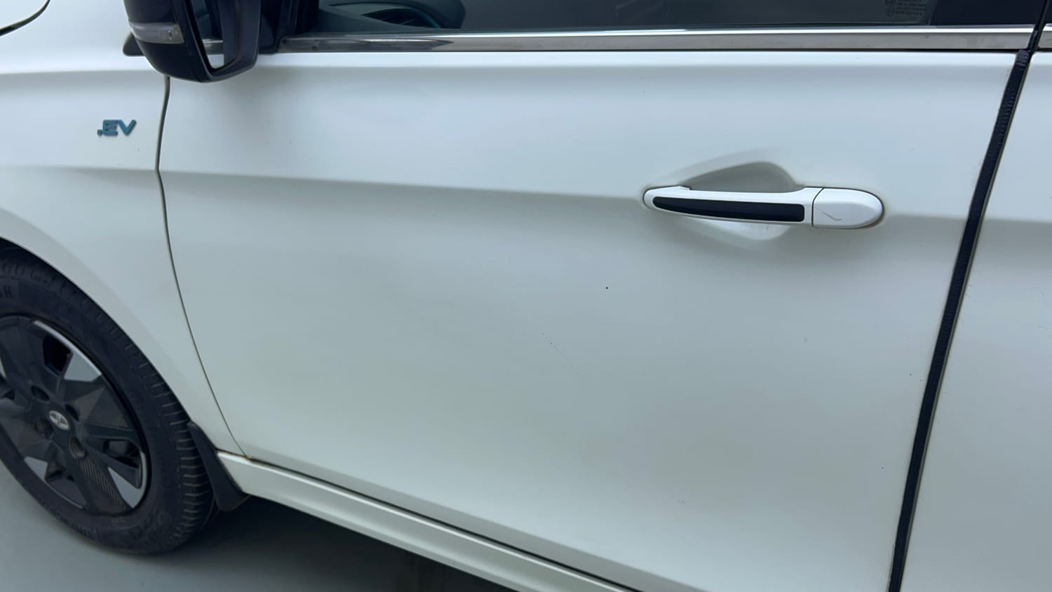 Used 2023 Tata Tiago EV XZ Plus Tech LUX Long Range Electric Automatic dents MINOR SCRATCH