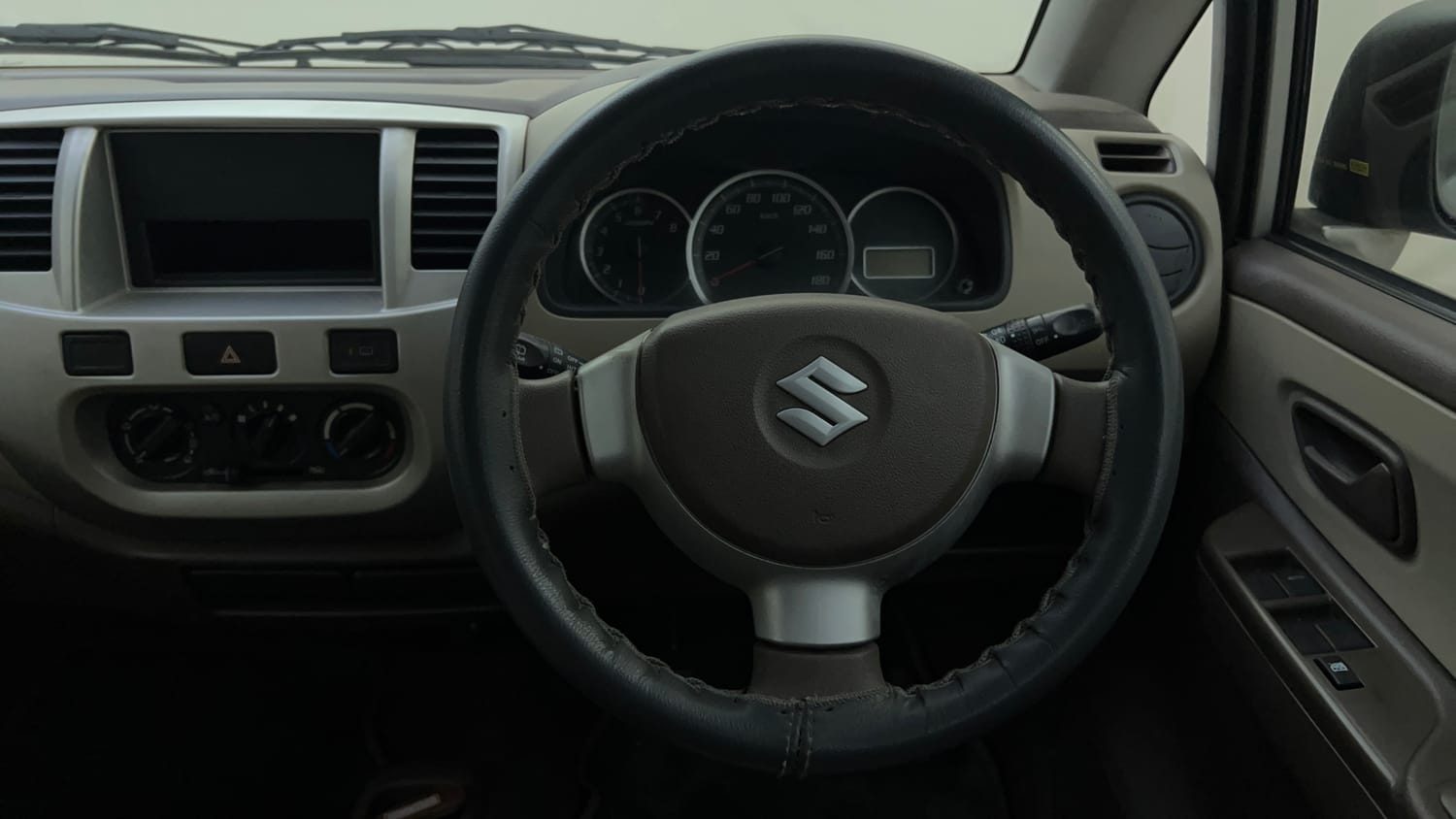 Used 2012 Maruti Suzuki Estilo VXi BS-IV Petrol Manual interior STEERING VIEW
