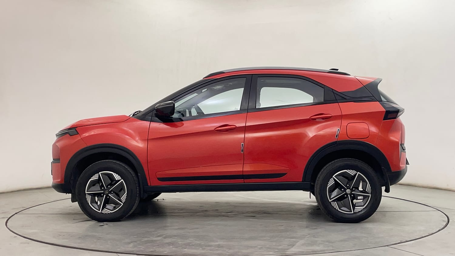 Used 2024 Tata Nexon Creative Plus S 1.2 Revotron Petrol 6AMT Petrol Automatic exterior LEFT SIDE VIEW