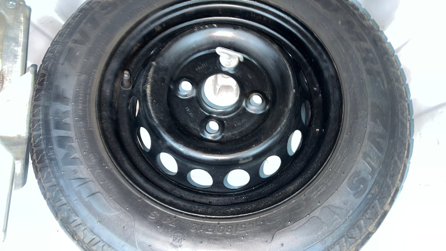 Used 2015 Maruti Suzuki Alto 800 Lxi Petrol Manual tyres SPARE TYRE VIEW