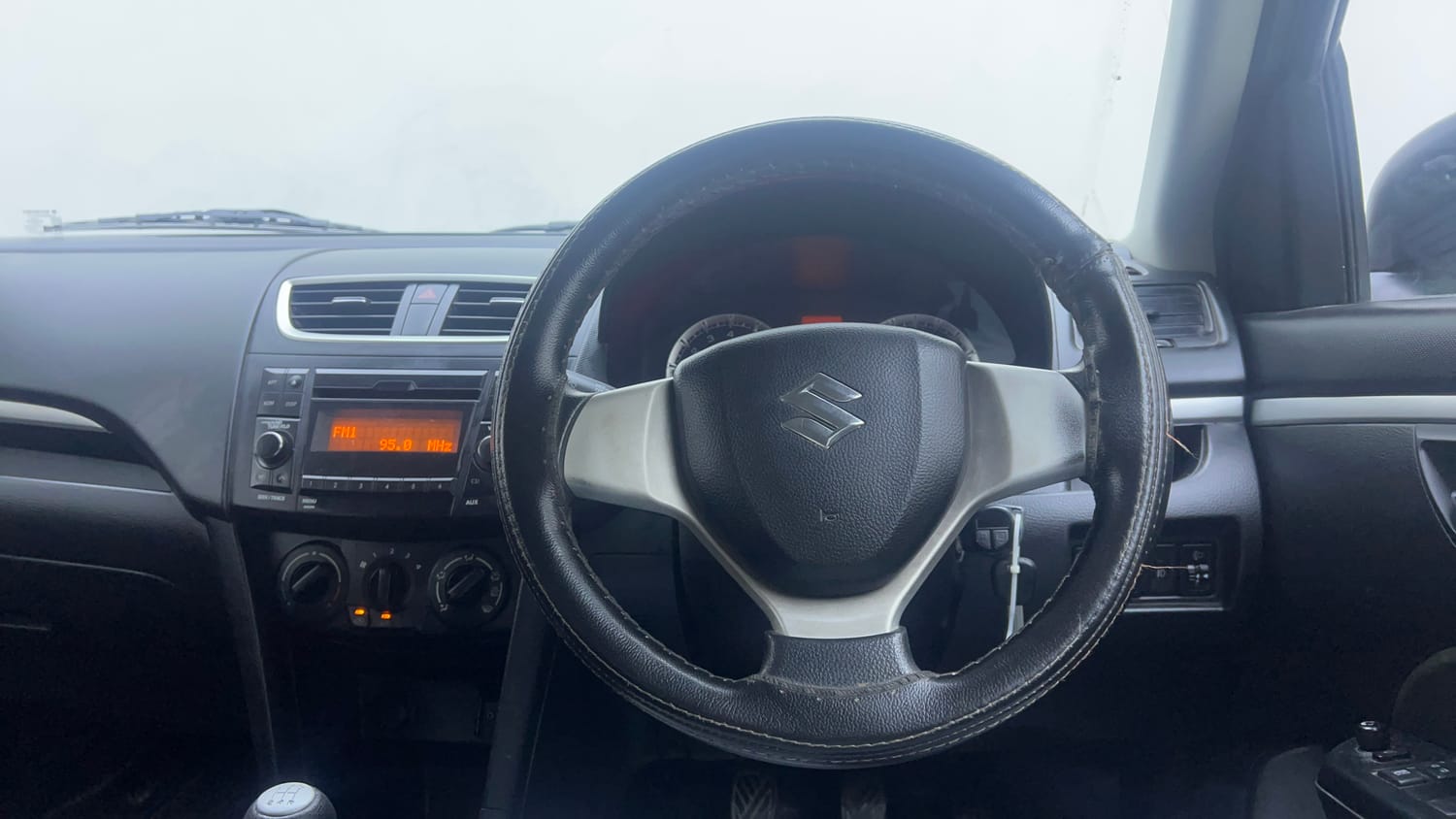 Used 2015 Maruti Suzuki Swift VXi Petrol Manual interior STEERING VIEW