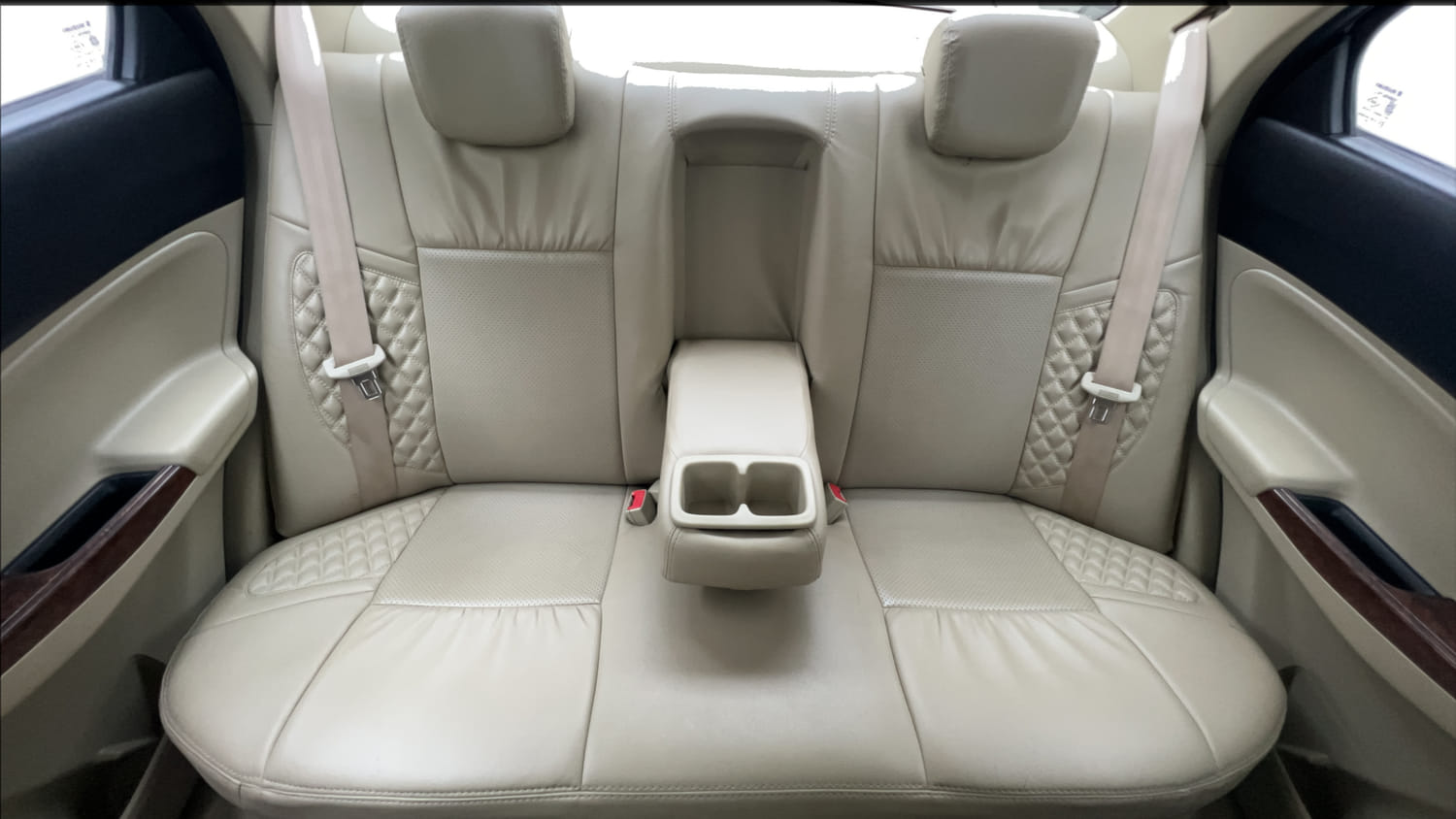 Used 2019 Maruti Suzuki Dzire VXi AMT Petrol Automatic interior REAR SEAT CONDITION VIEW