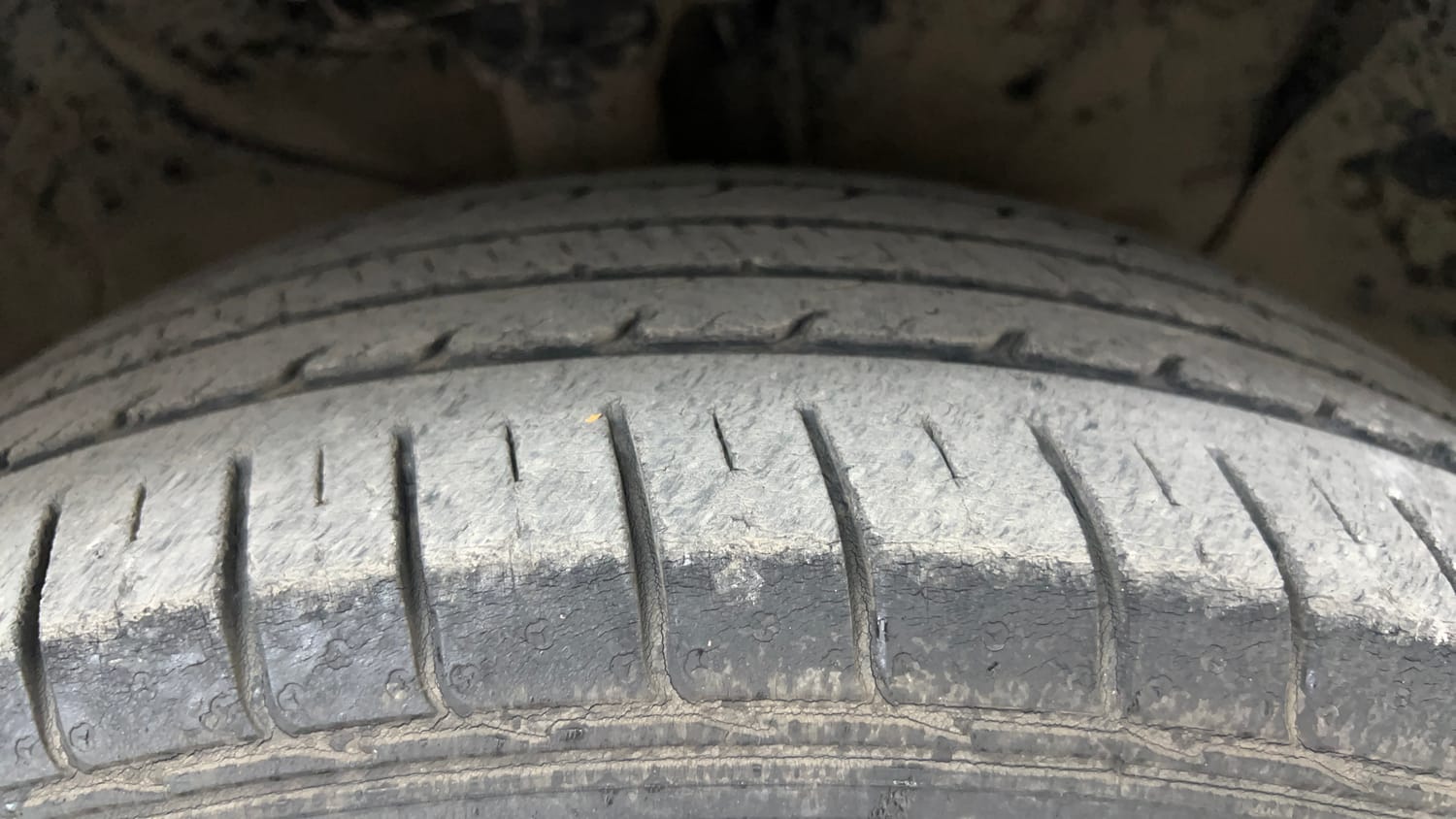 Used 2016 Hyundai Creta 1.6 SX Plus Petrol Petrol Manual tyres RIGHT FRONT TYRE TREAD VIEW