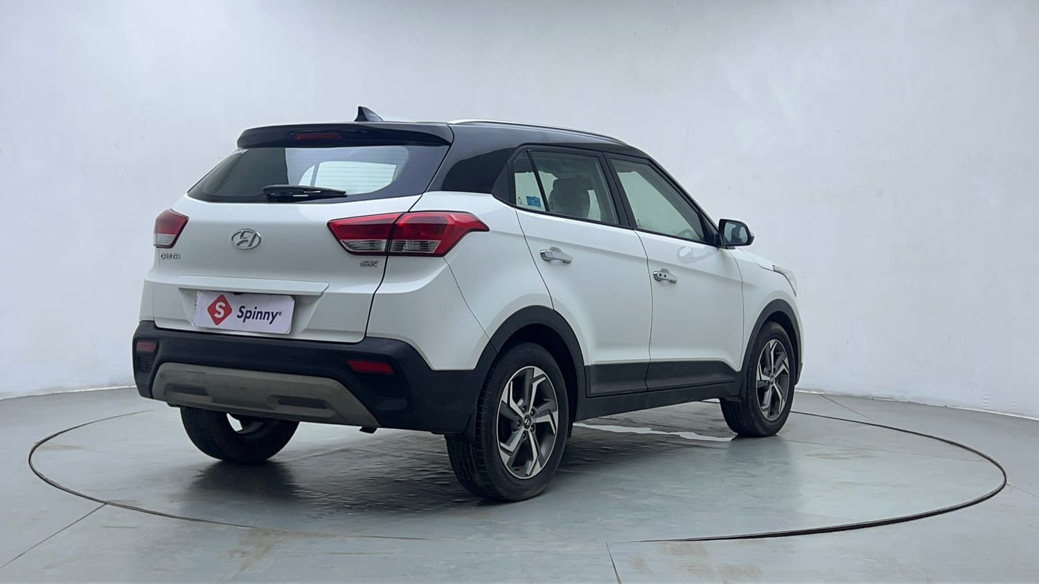Used 2018 Hyundai Creta SX 1.6 Dual Tone Petrol Petrol Manual exterior RIGHT REAR CORNER VIEW