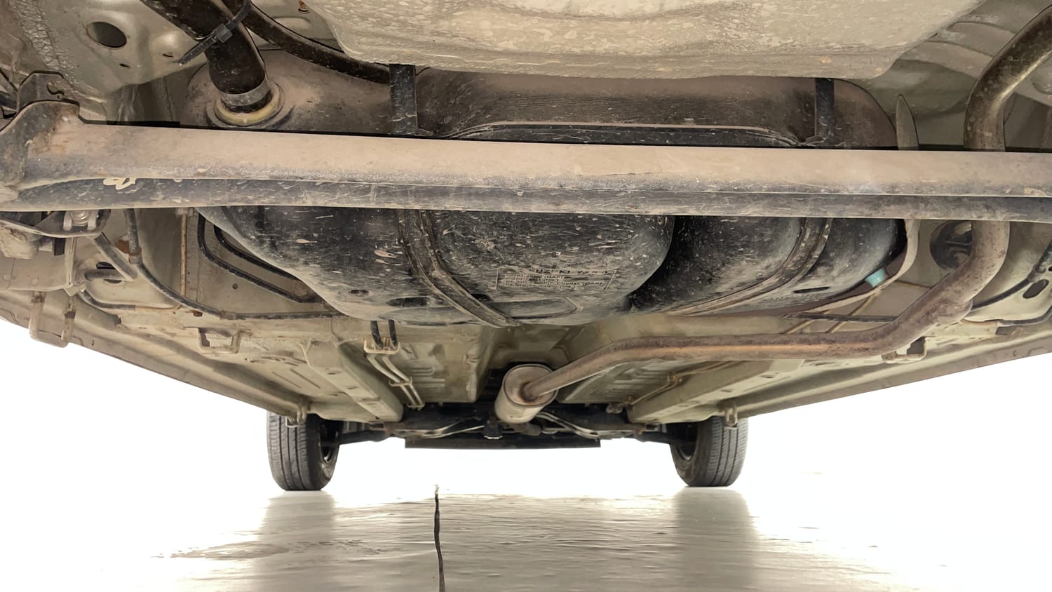 Used 2014 Maruti Suzuki Celerio VXi Petrol Manual extra REAR UNDERBODY VIEW (TAKEN FROM REAR)