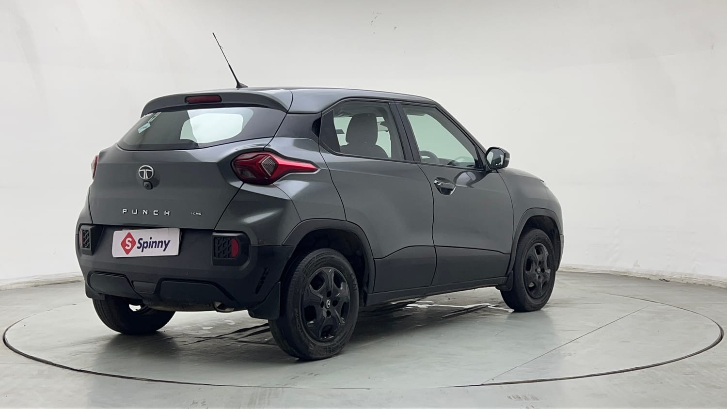 Used 2024 Tata Punch Accomplished iCNG Cng Manual exterior RIGHT REAR CORNER VIEW