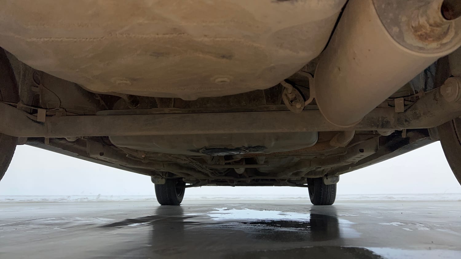 Used 2023 Tata Tigor XZ Plus CNG Leatherette Pack Cng Manual extra REAR UNDERBODY VIEW (TAKEN FROM REAR)