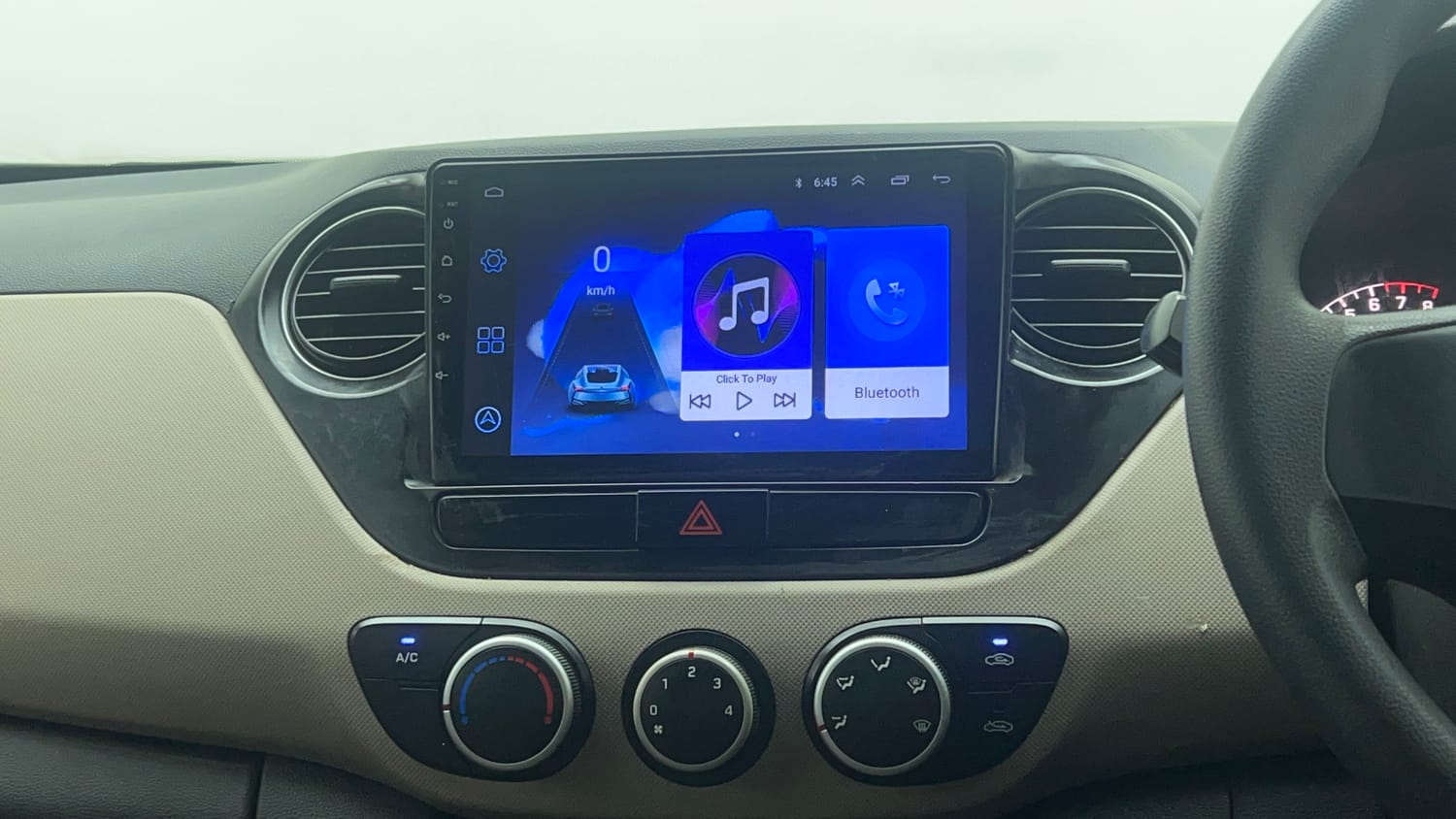 Used 2018 Hyundai Grand i10 Magna 1.2 Kappa VTVT Petrol Manual top_features Integrated (in-dash) music system