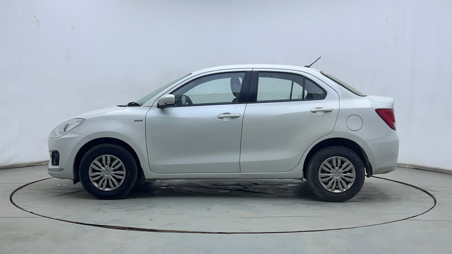 Used 2019 Maruti Suzuki Dzire VXi AMT Petrol Automatic exterior LEFT SIDE VIEW