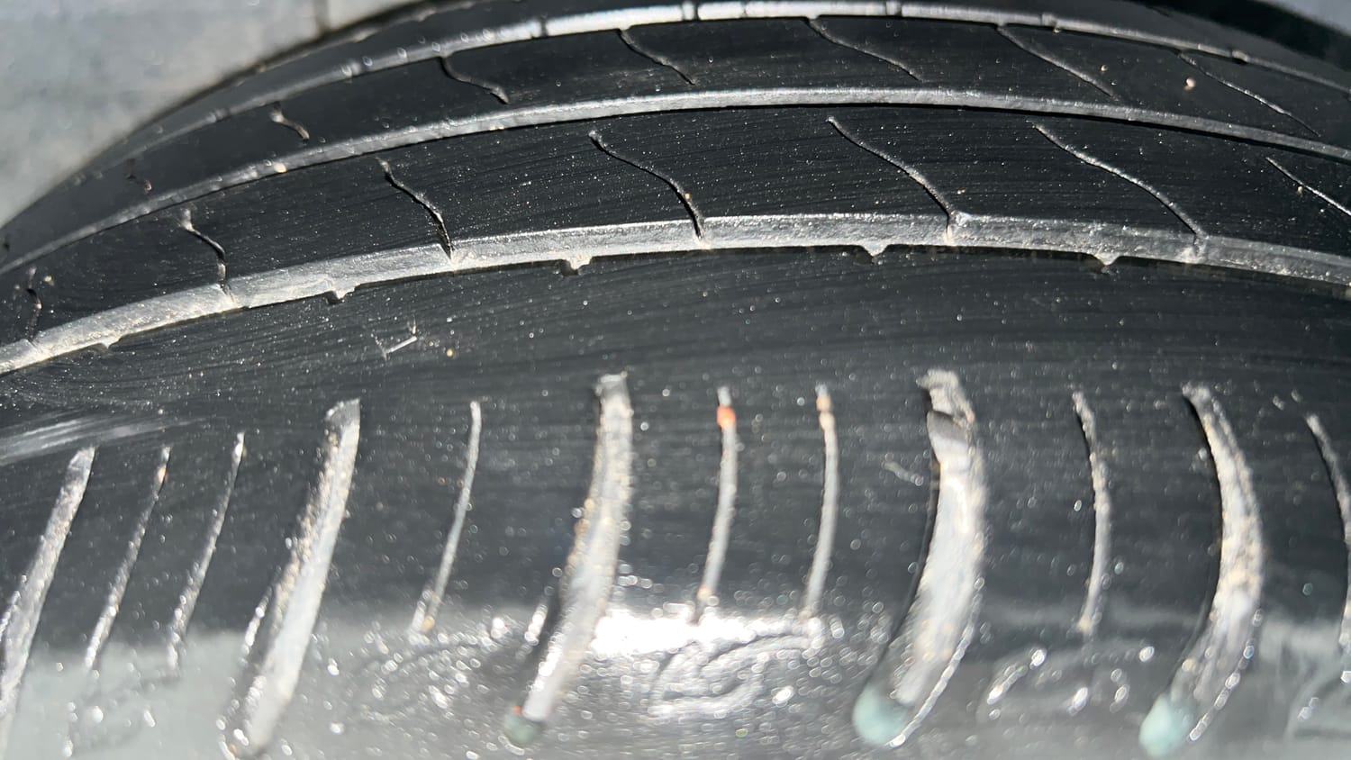 Used 2021 Tata Altroz XZ Petrol Petrol Manual tyres LEFT REAR TYRE TREAD VIEW