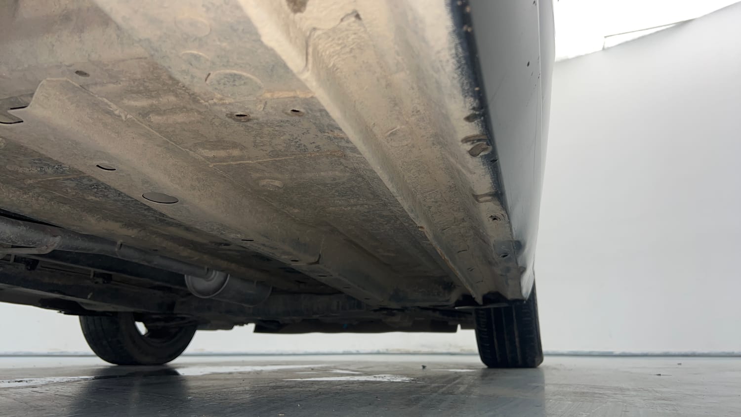 Used 2021 Tata Altroz XZ Petrol Petrol Manual extra REAR RIGHT UNDERBODY VIEW