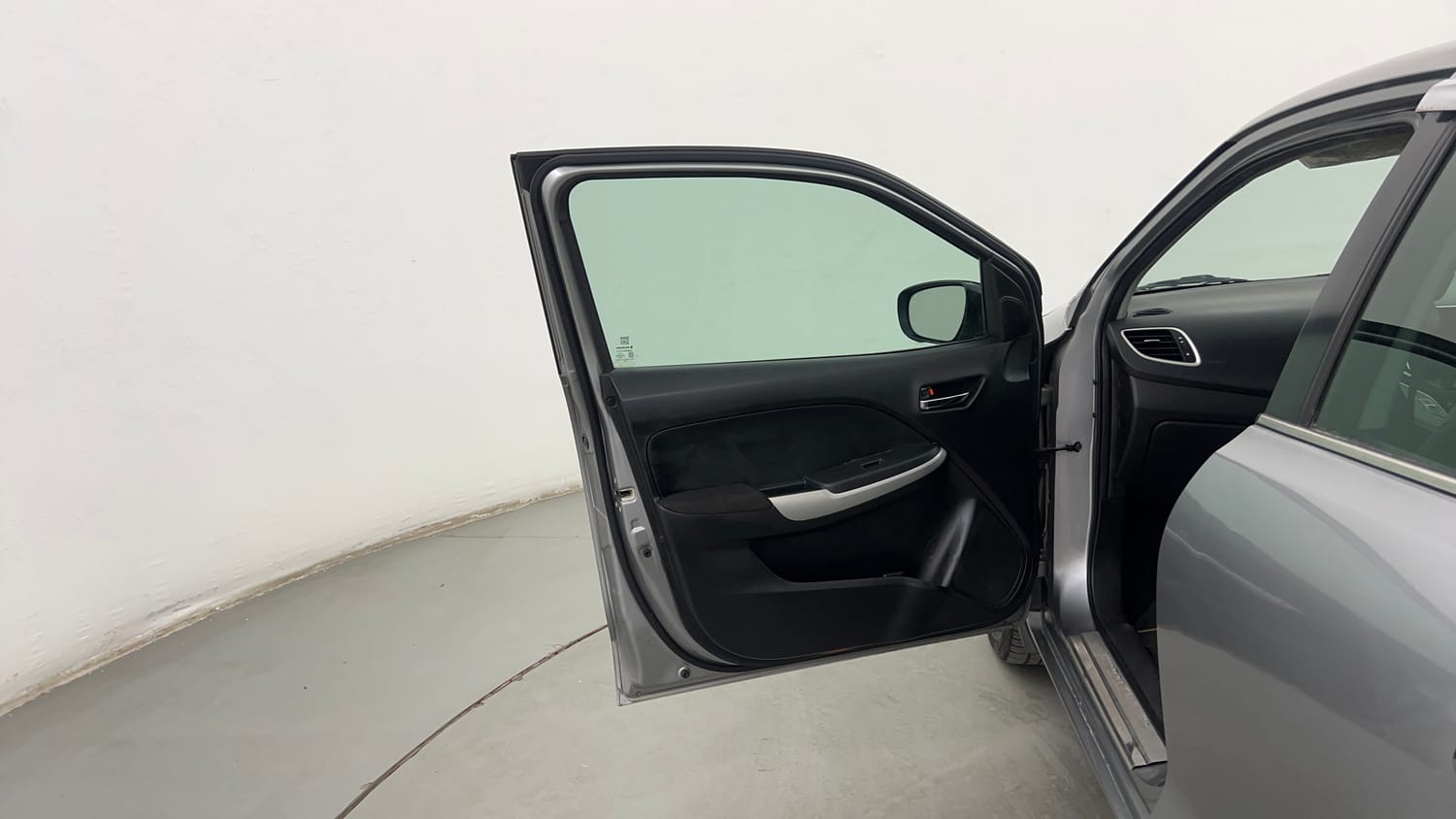Used 2017 Maruti Suzuki Baleno Alpha 1.2 Petrol Manual interior LEFT FRONT DOOR OPEN VIEW