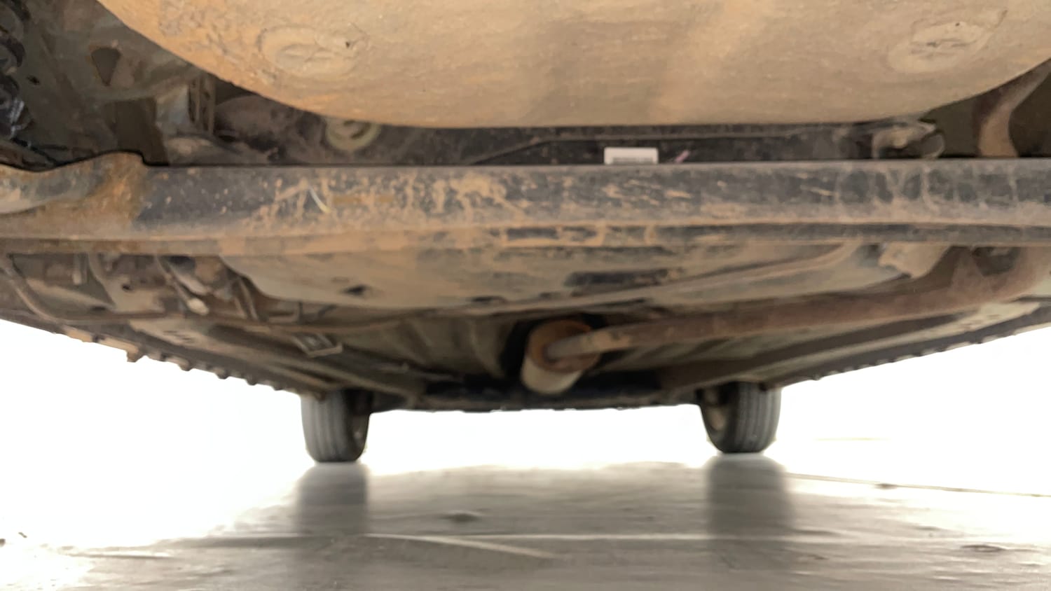 Used 2022 Maruti Suzuki Ignis Alpha 1.2 MT Petrol Manual extra REAR UNDERBODY VIEW (TAKEN FROM REAR)