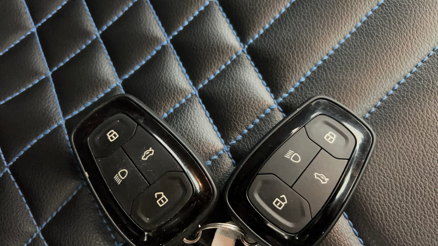 Used 2023 Tata Punch Creative AMT Petrol Automatic extra CAR KEY VIEW