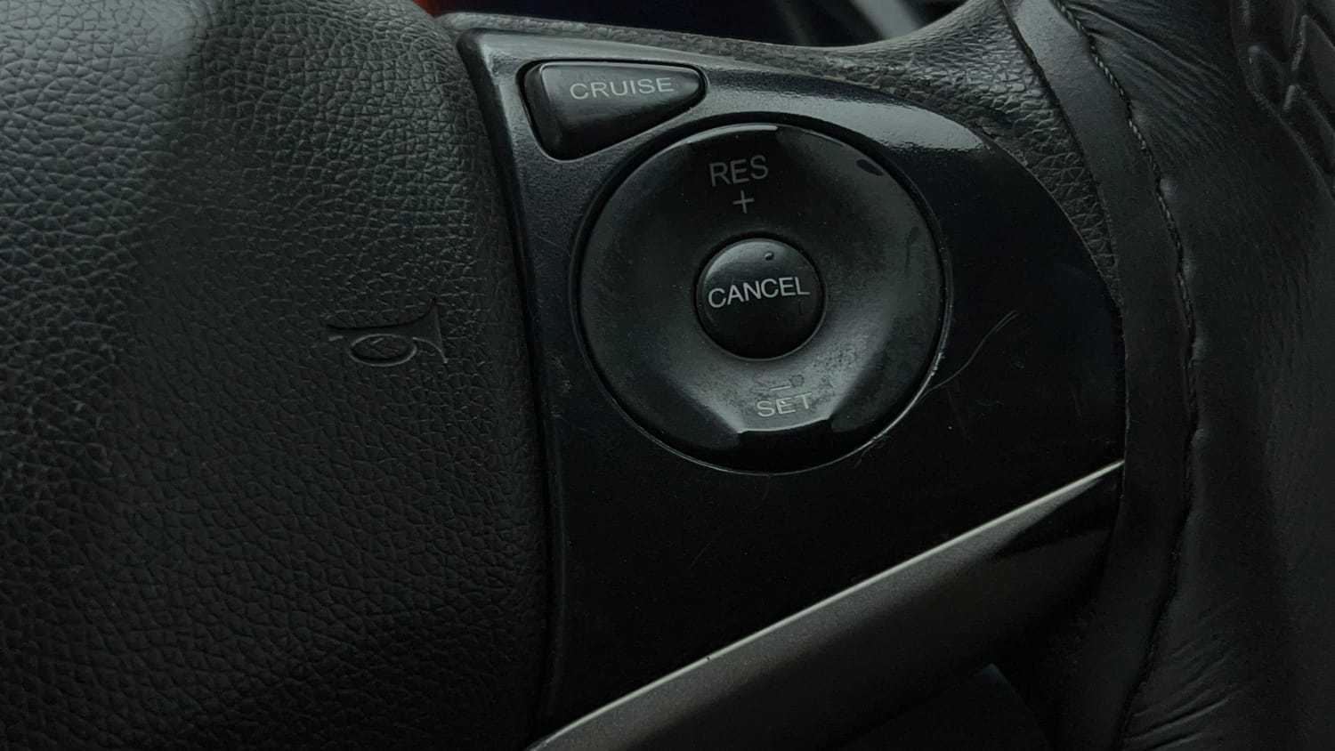 Used 2015 Honda City SV Petrol Manual top_features Cruise control