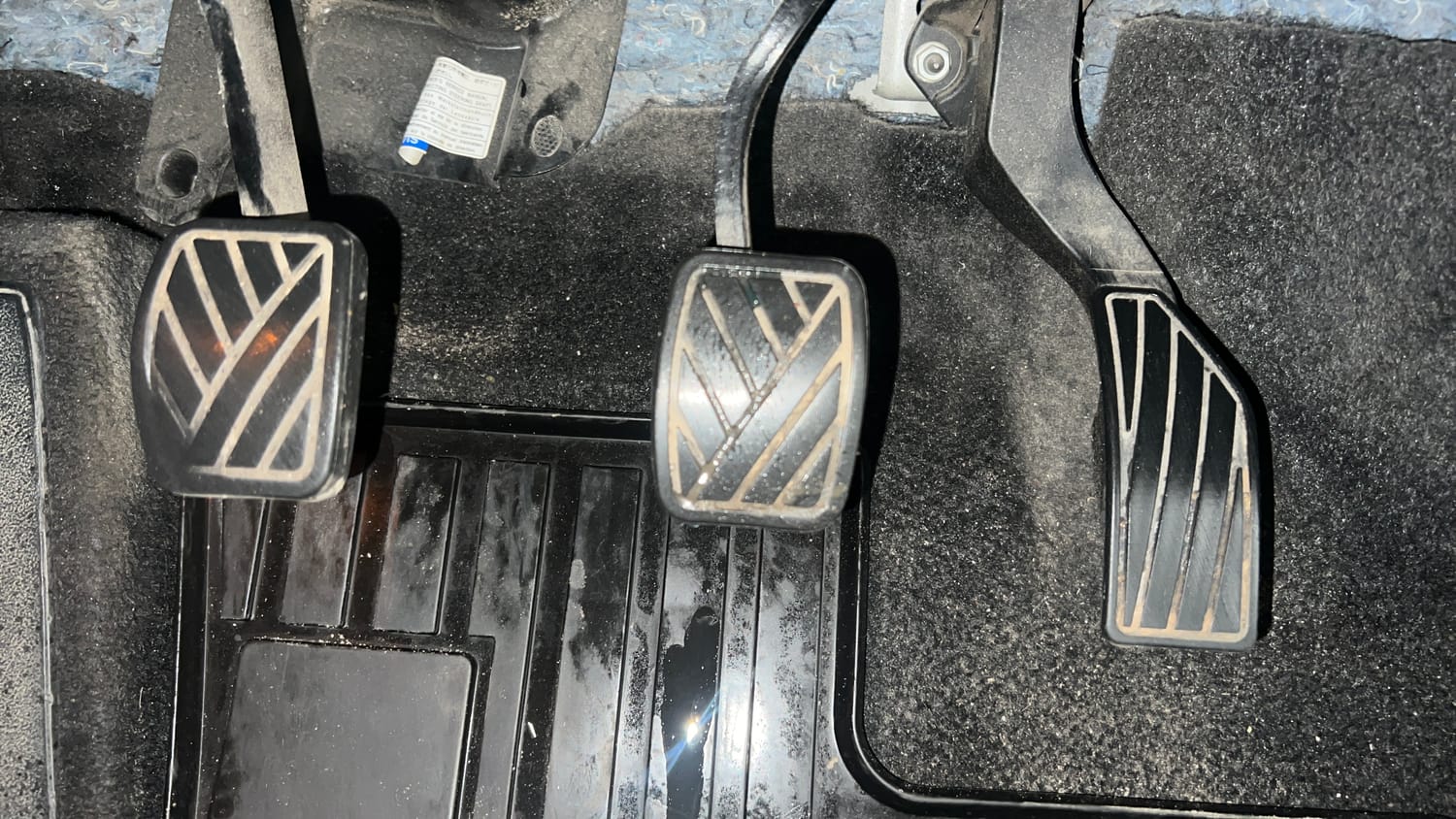 Used 2022 maruti-suzuki Vitara Brezza ZXi Plus Petrol Manual interior PEDALS VIEW