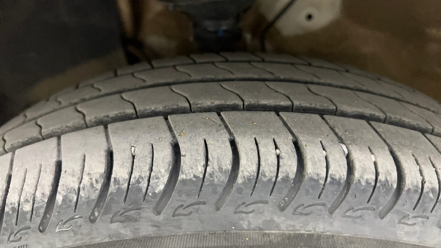 Used 2025 Maruti Suzuki Wagon R ZXI Plus 1.2 Petrol Manual tyres LEFT FRONT TYRE TREAD VIEW