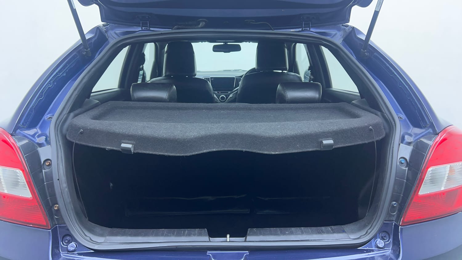 Used 2019 Maruti Suzuki Baleno Zeta Automatic Petrol Automatic interior DICKY INSIDE VIEW