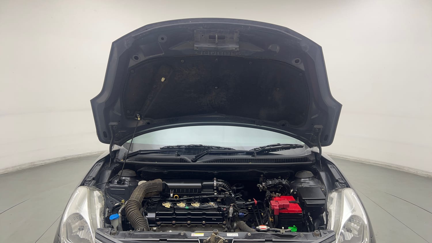Used 2015 Maruti Suzuki Baleno Zeta 1.2 Petrol Manual engine ENGINE & BONNET OPEN FRONT VIEW