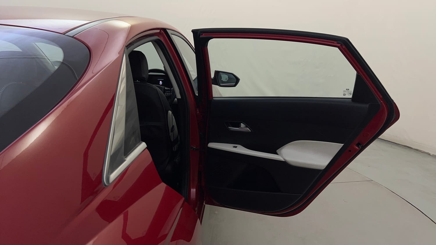 Used 2023 Hyundai Verna SX 1.5 Petrol MT Petrol Manual interior RIGHT REAR DOOR OPEN VIEW