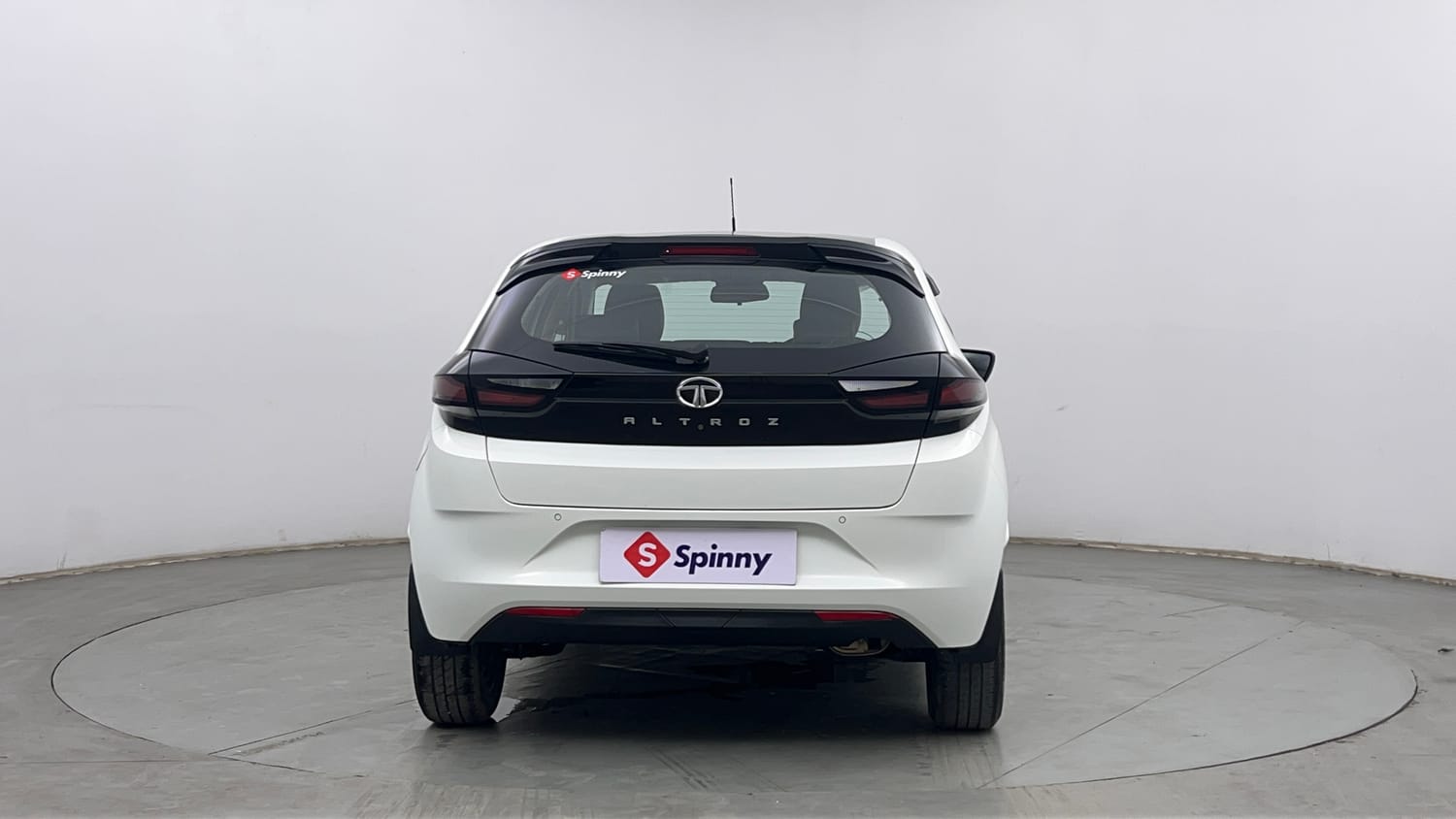 Used 2021 Tata Altroz XZ Plus Petrol Petrol Manual exterior BACK VIEW
