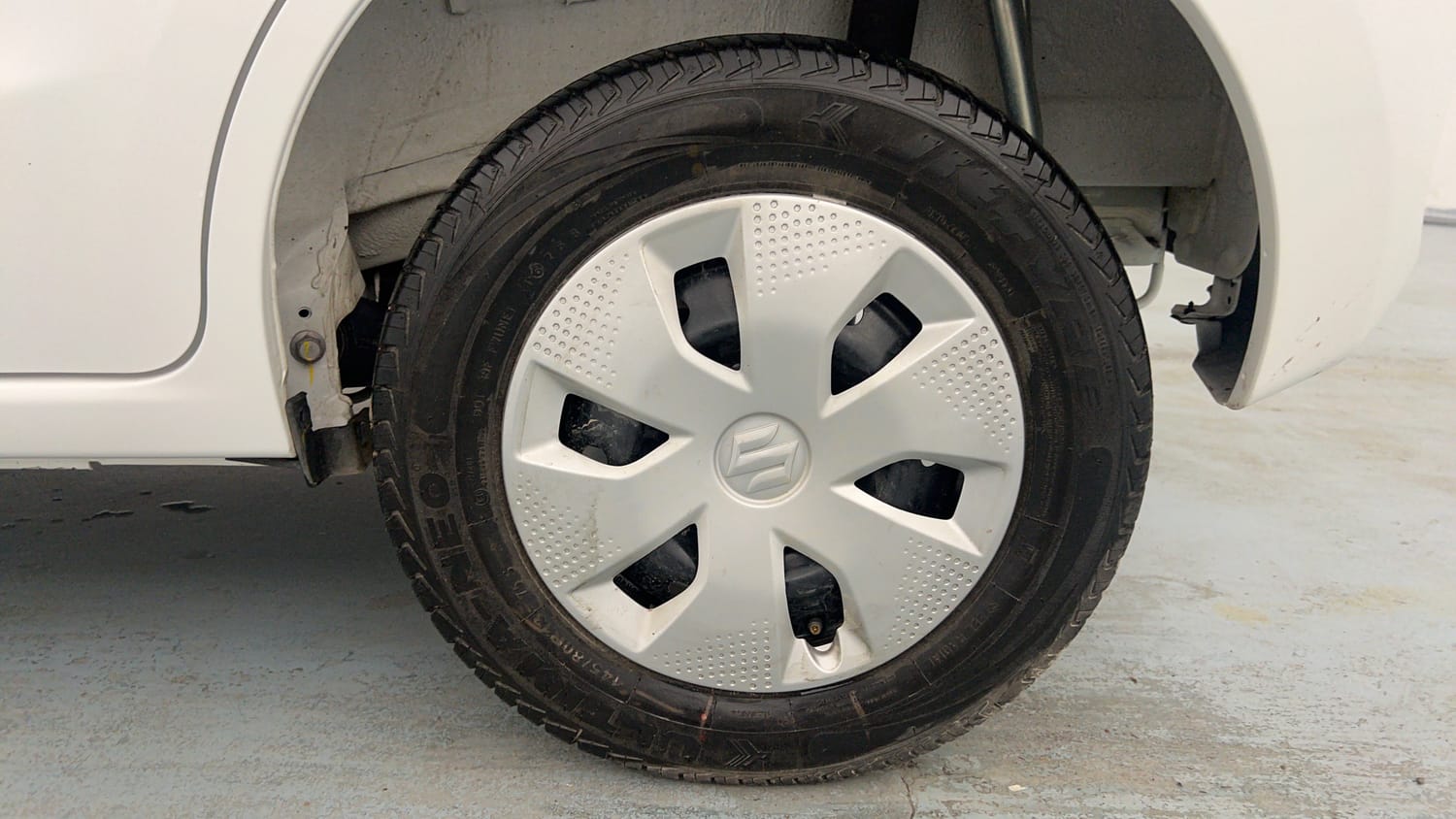Used 2026 Maruti Suzuki Alto K10 VXi Plus (O) Petrol Manual tyres LEFT REAR TYRE RIM VIEW