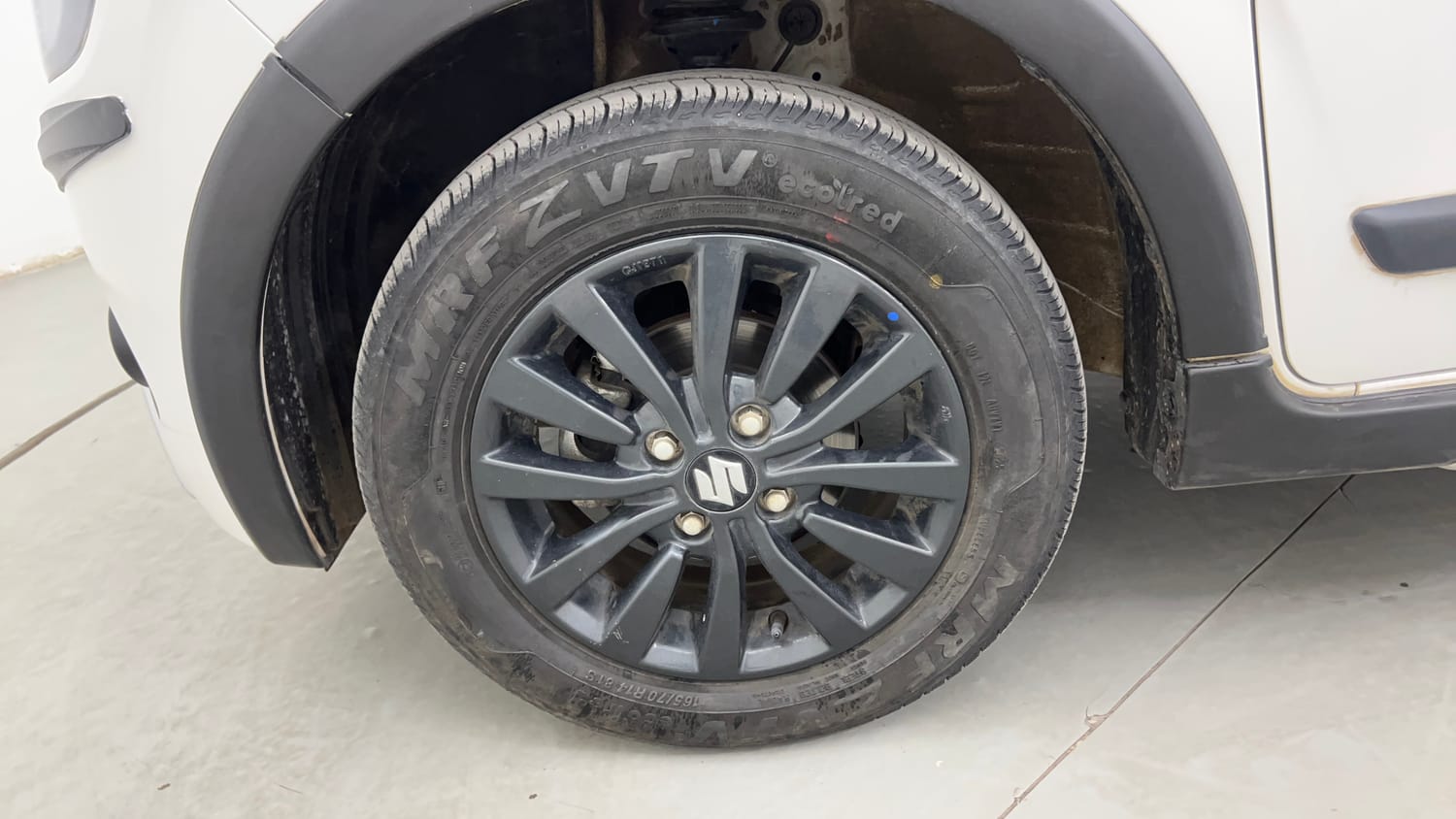 Used 2025 Maruti Suzuki Wagon R ZXI Plus 1.2 Petrol Manual tyres LEFT FRONT TYRE RIM VIEW