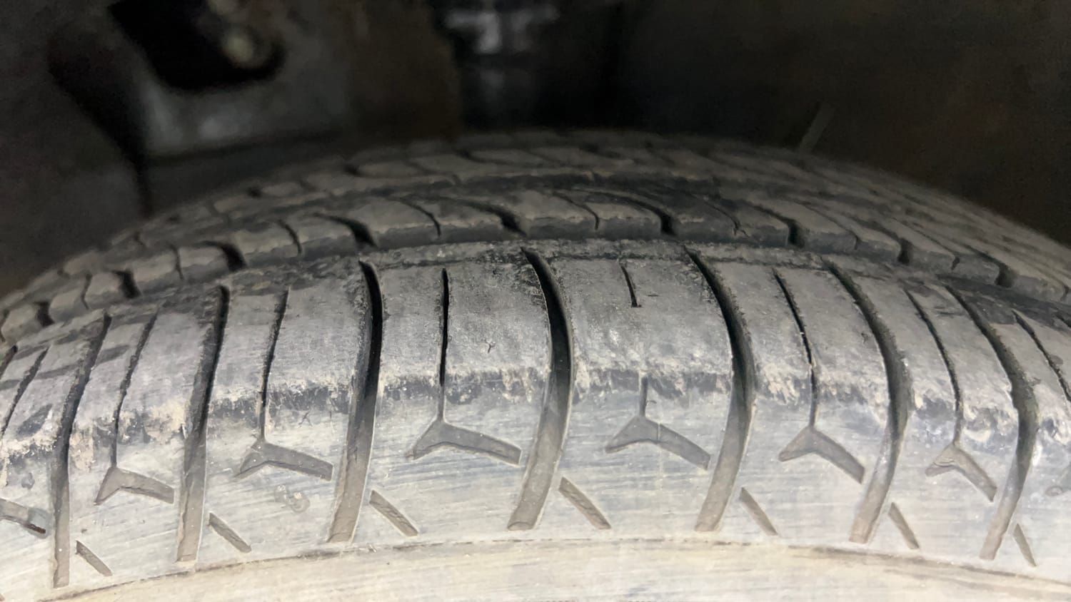 Used 2020 Hyundai Grand i10 Nios Sportz 1.2 Kappa VTVT CNG Cng Manual tyres LEFT FRONT TYRE TREAD VIEW