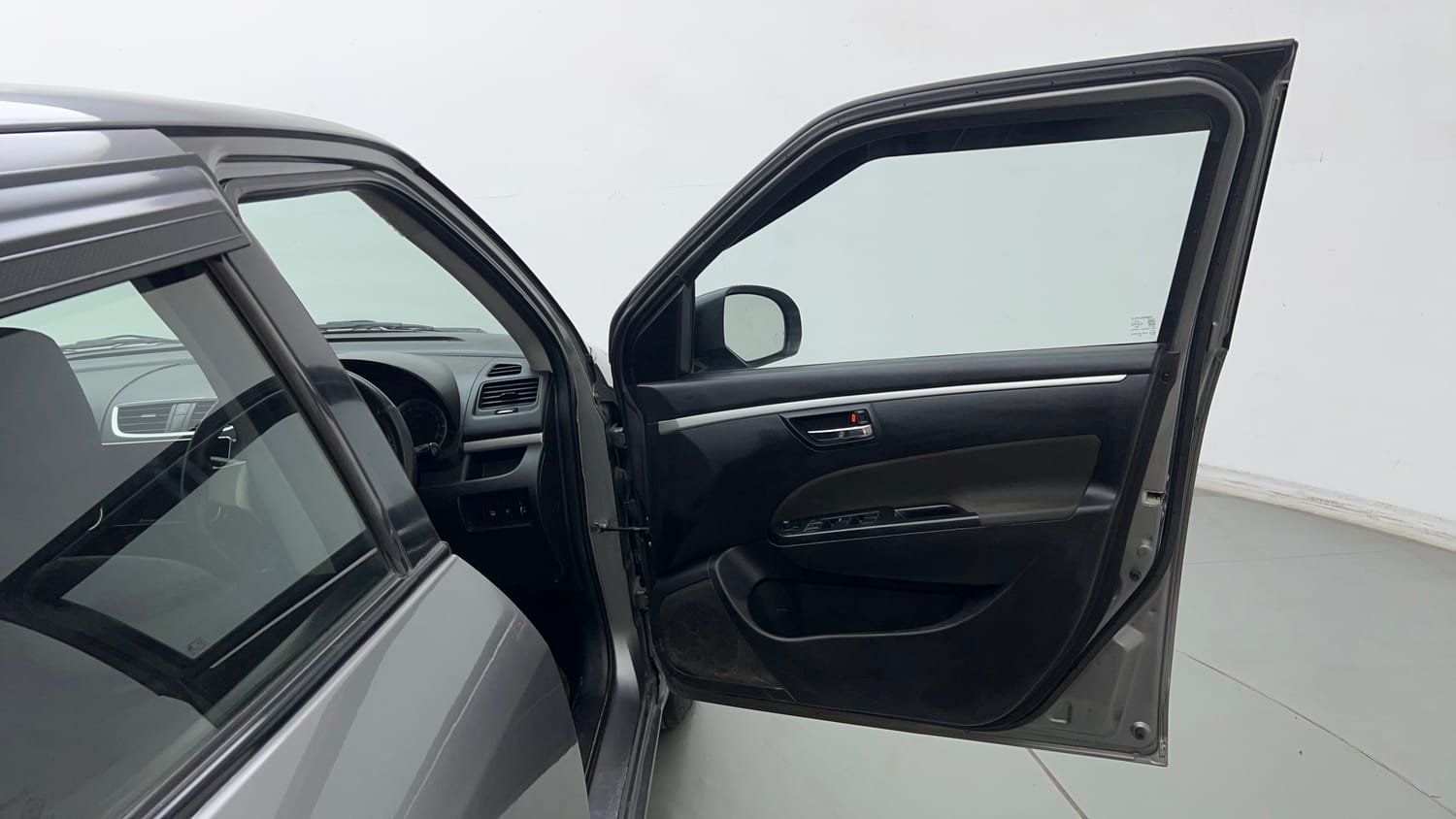 Used 2015 Maruti Suzuki Swift VXi Petrol Manual interior RIGHT FRONT DOOR OPEN VIEW