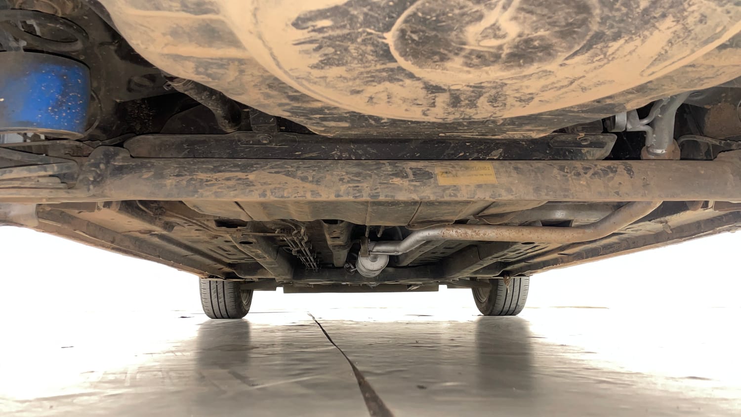 Used 2022 Tata Altroz XZ Petrol Petrol Manual extra REAR UNDERBODY VIEW (TAKEN FROM REAR)