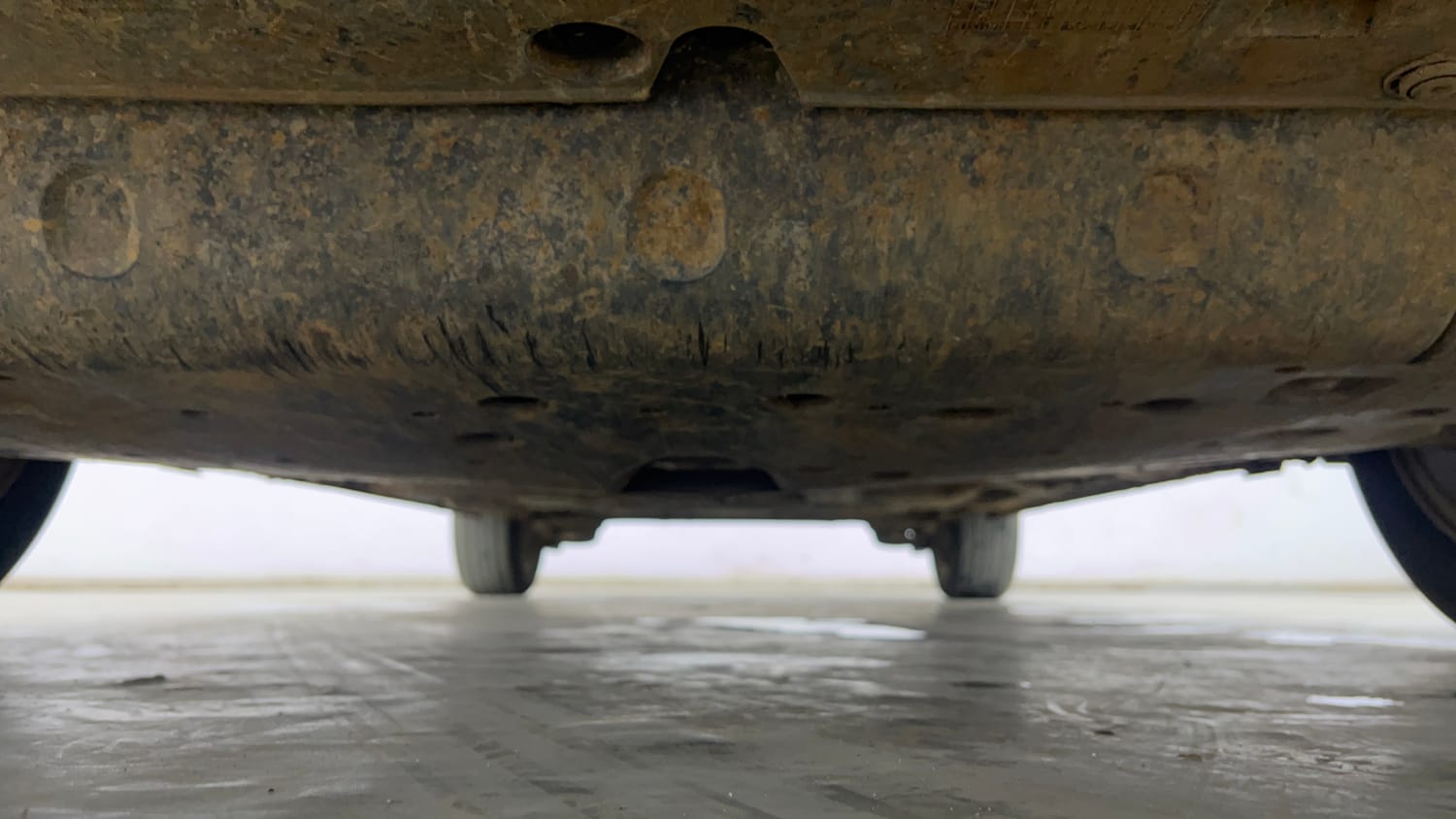 Used 2022 Honda City ZX CVT Petrol Petrol Automatic extra FRONT LEFT UNDERBODY VIEW