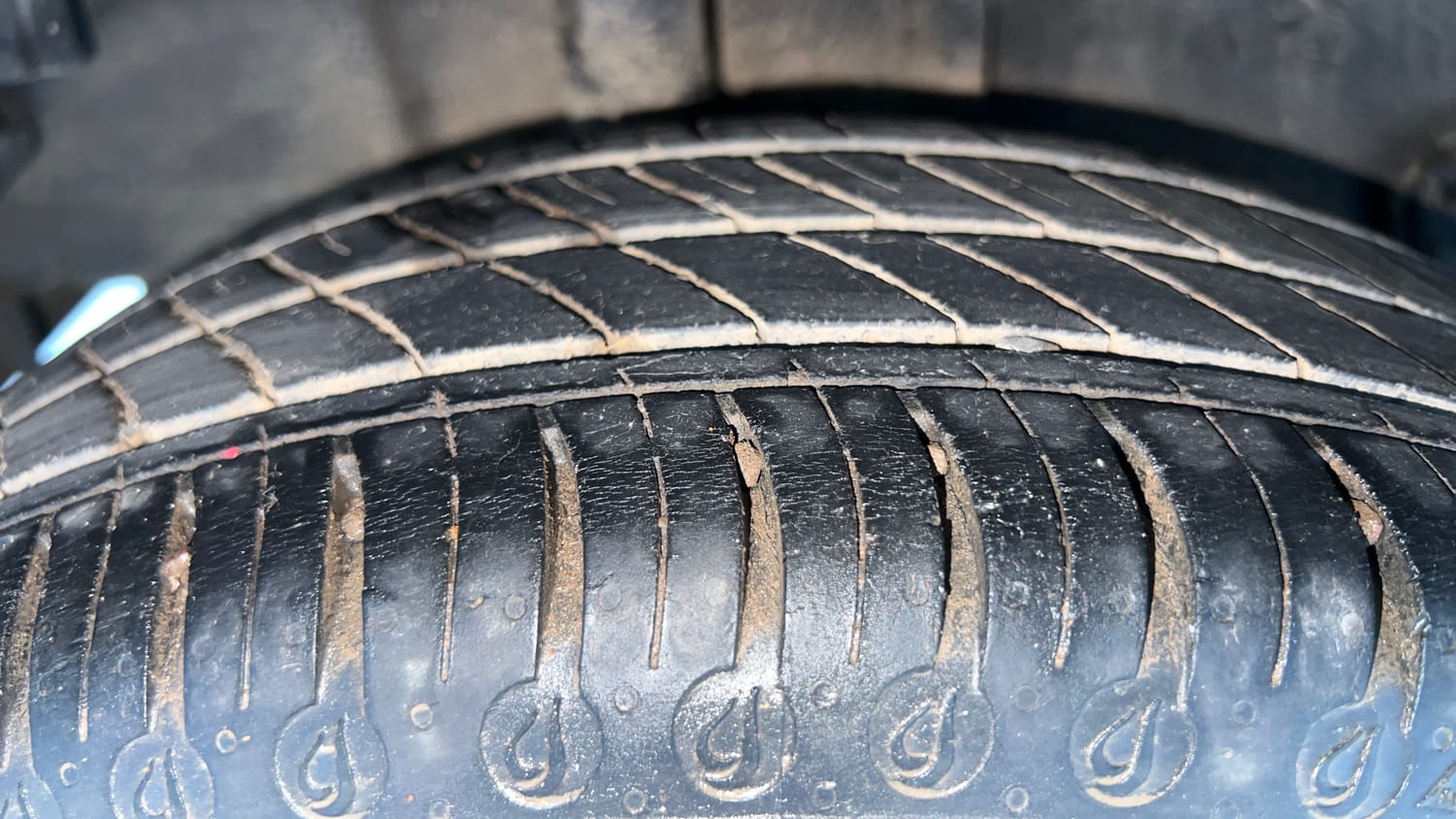 Used 2021 Tata Tiago XZ Petrol Manual tyres RIGHT REAR TYRE TREAD VIEW